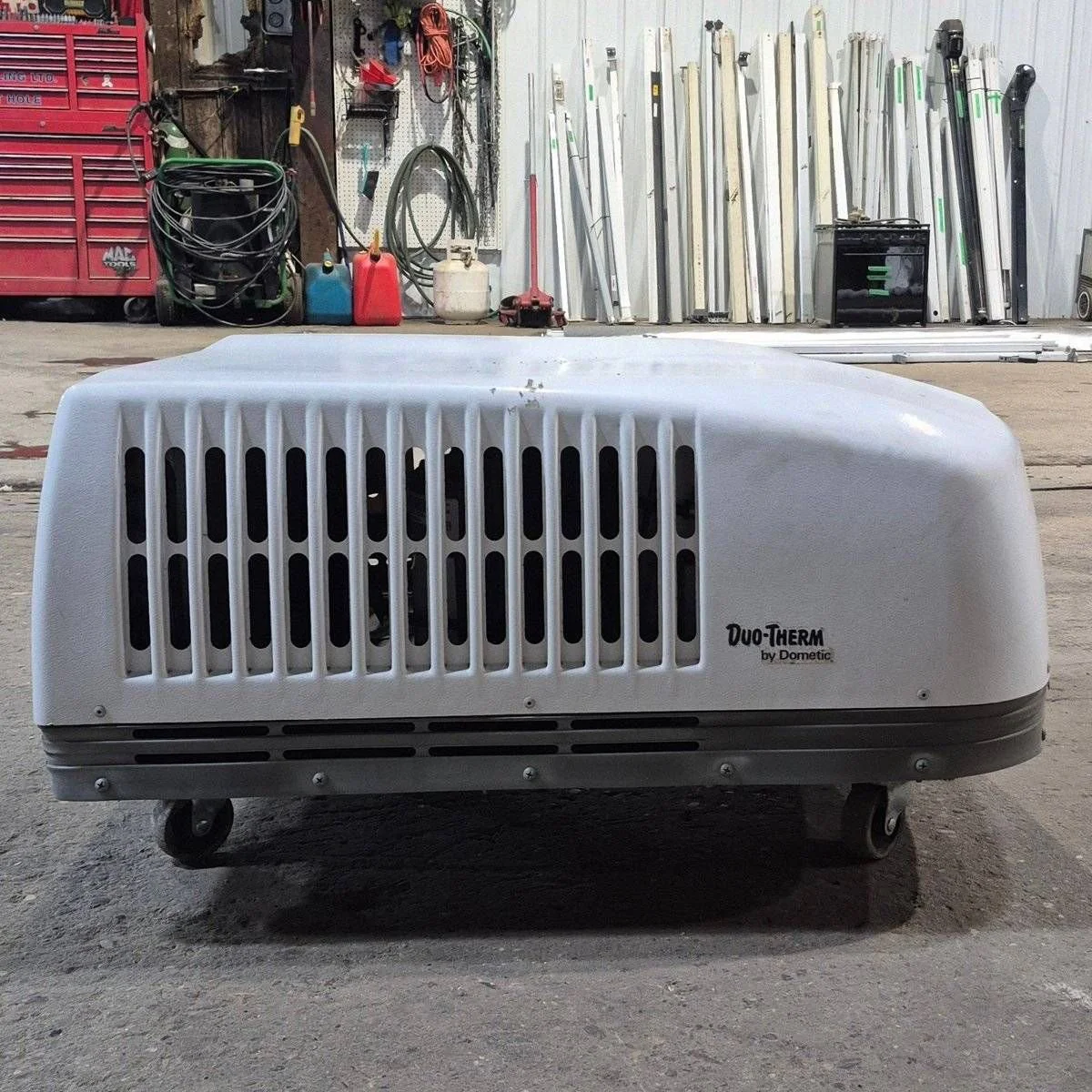 Used Complete Duo-Therm Air Conditioner 57915.621 - 13500 BTU - Image 4