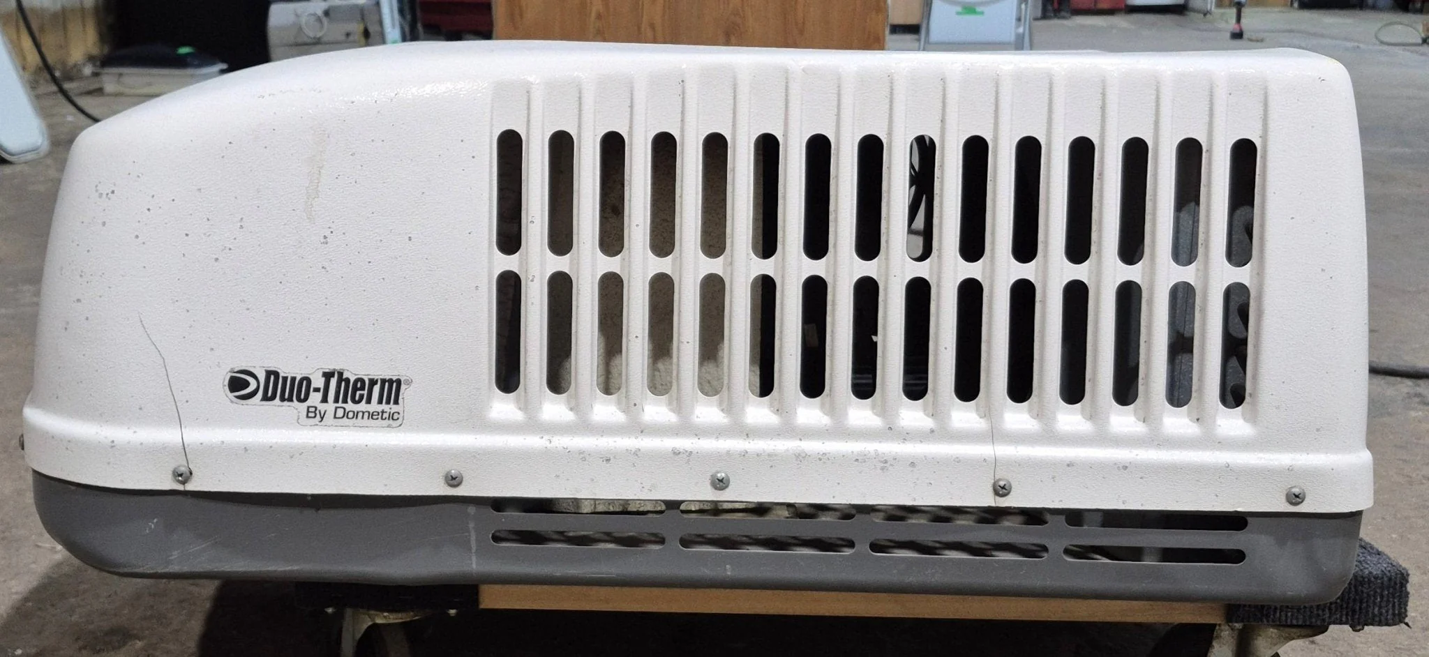 Used Complete Duo-Therm Air Conditioner, Complete, 13000 BTU, Cool Only - 57915.731 - Image 5
