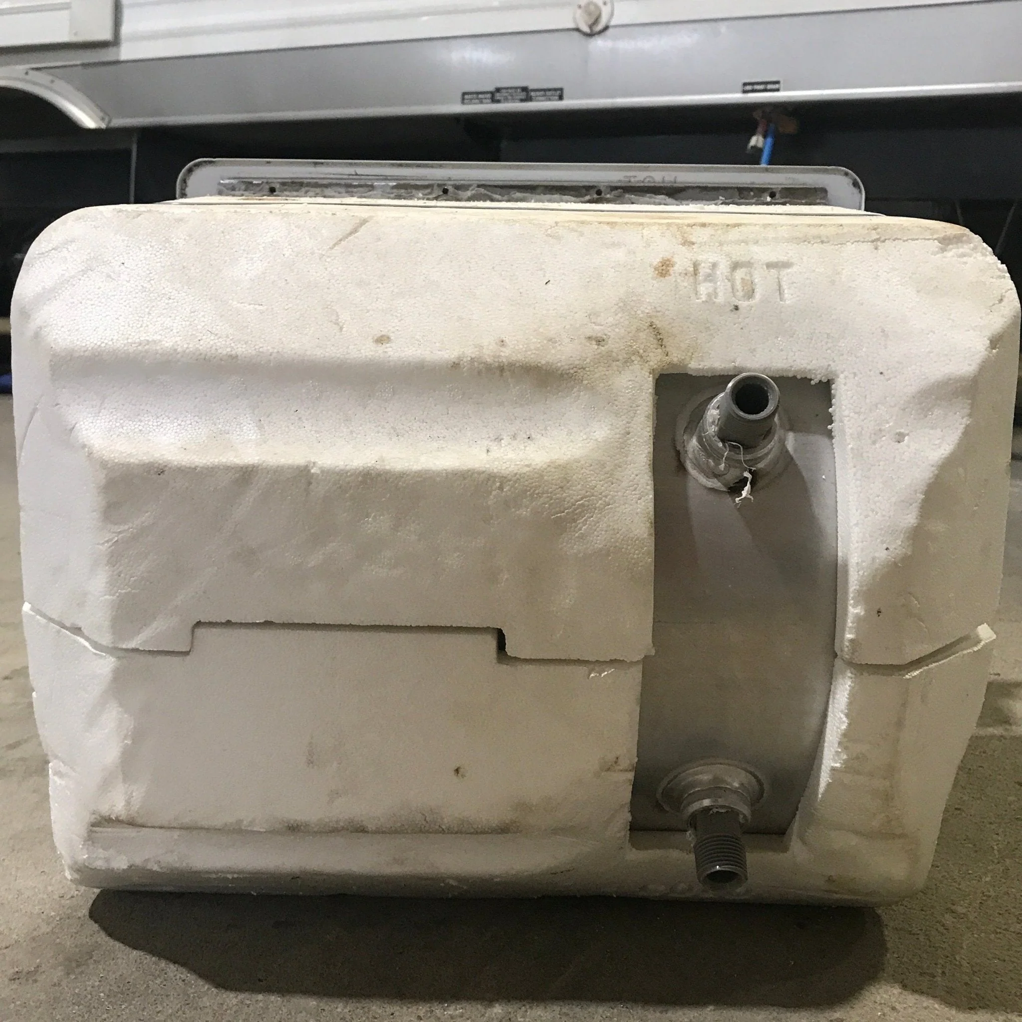 Used Complete G6A-7 Atwood Hot Water Heater 6 Gal. - Image 5