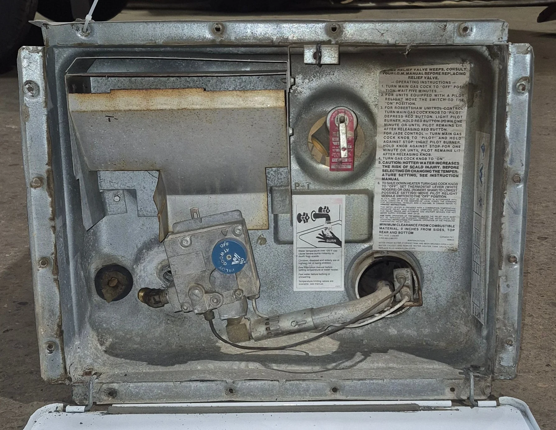 Used Complete Atwood Hot Water Heater, 6 Gallon - G6A-8E - Image 2
