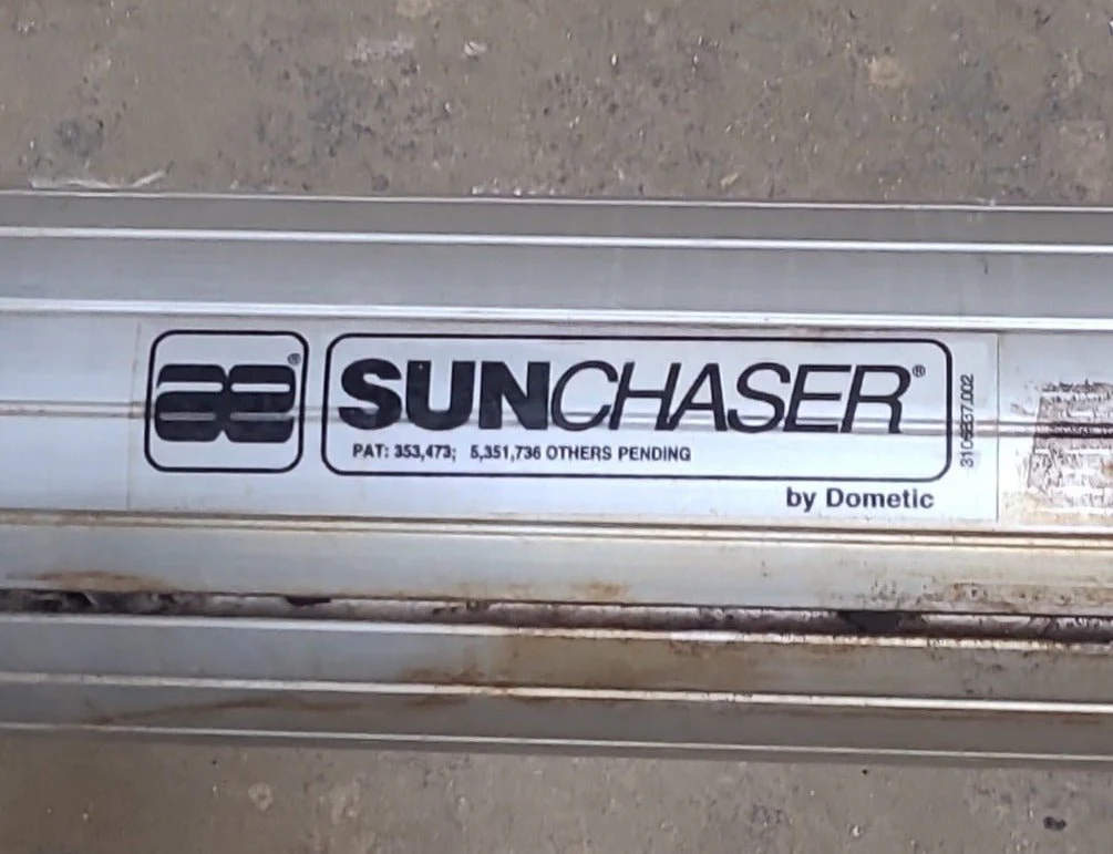 Used Complete Manual Awning A&E Dometic 12' No canvas - Image 8