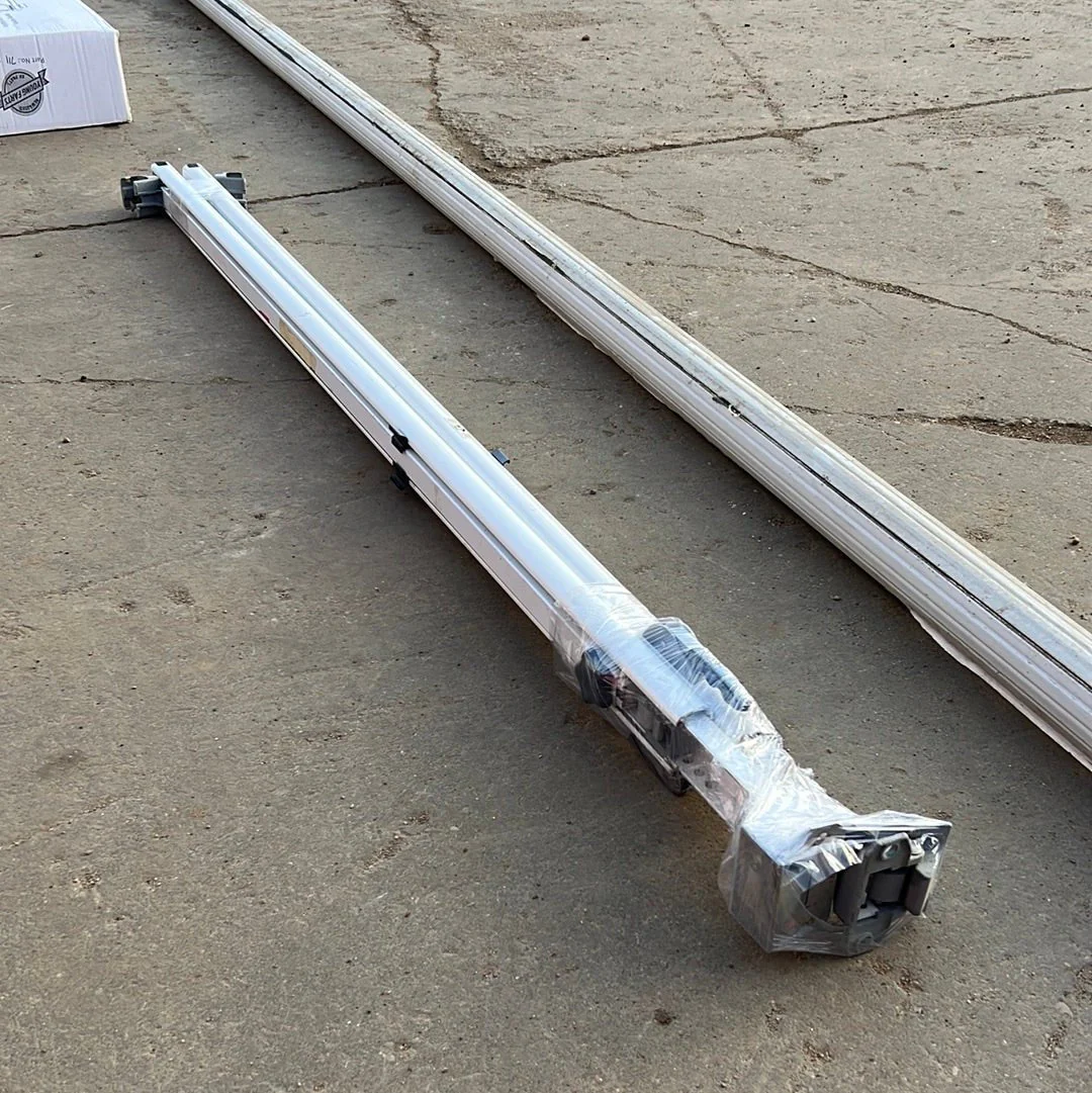Used Complete Manual Awning A&E Dometic  18’ New canvas - Image 3