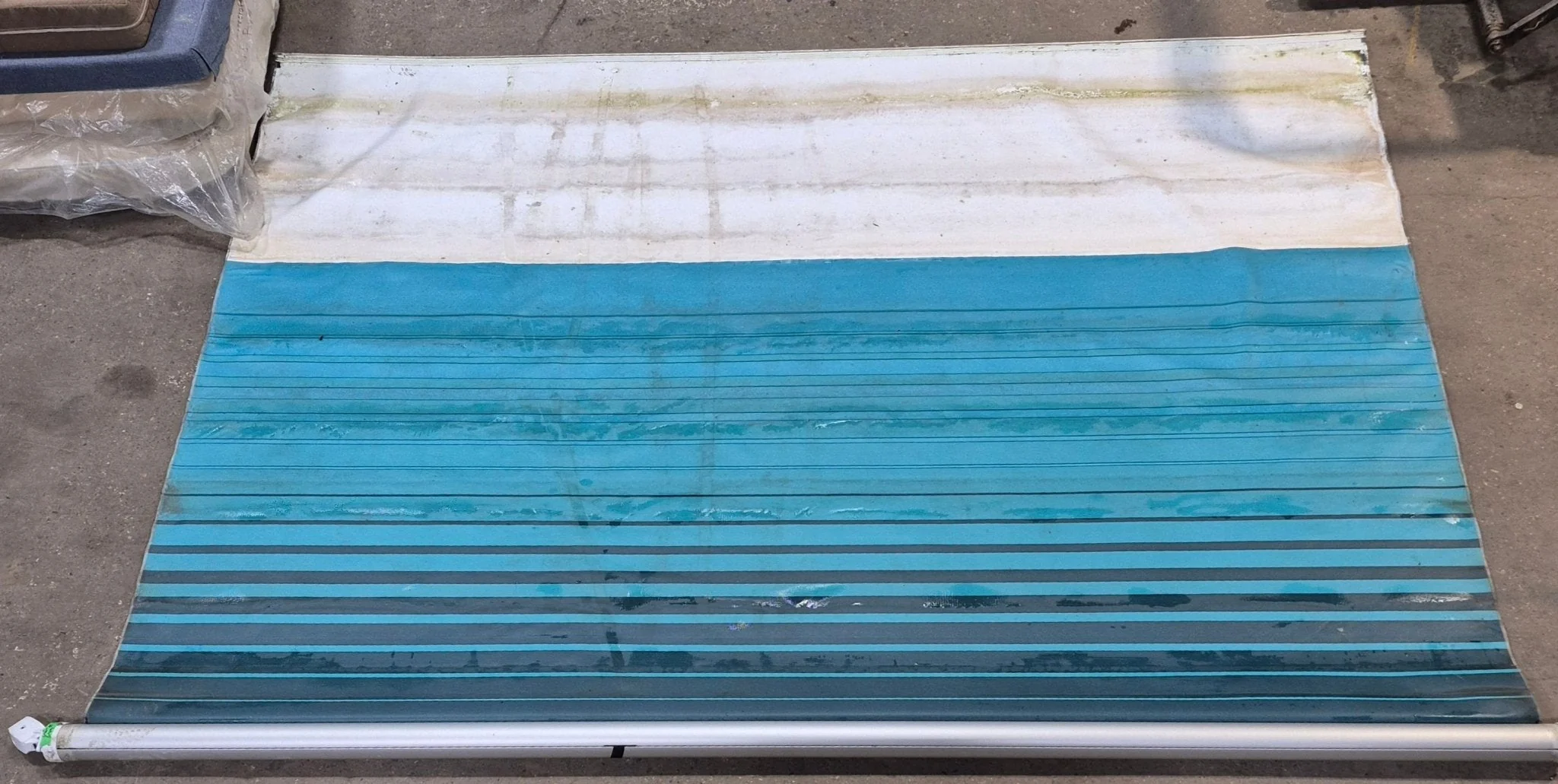 Used Complete Manual Awning Carefree 12' Used Canvas - Image 10