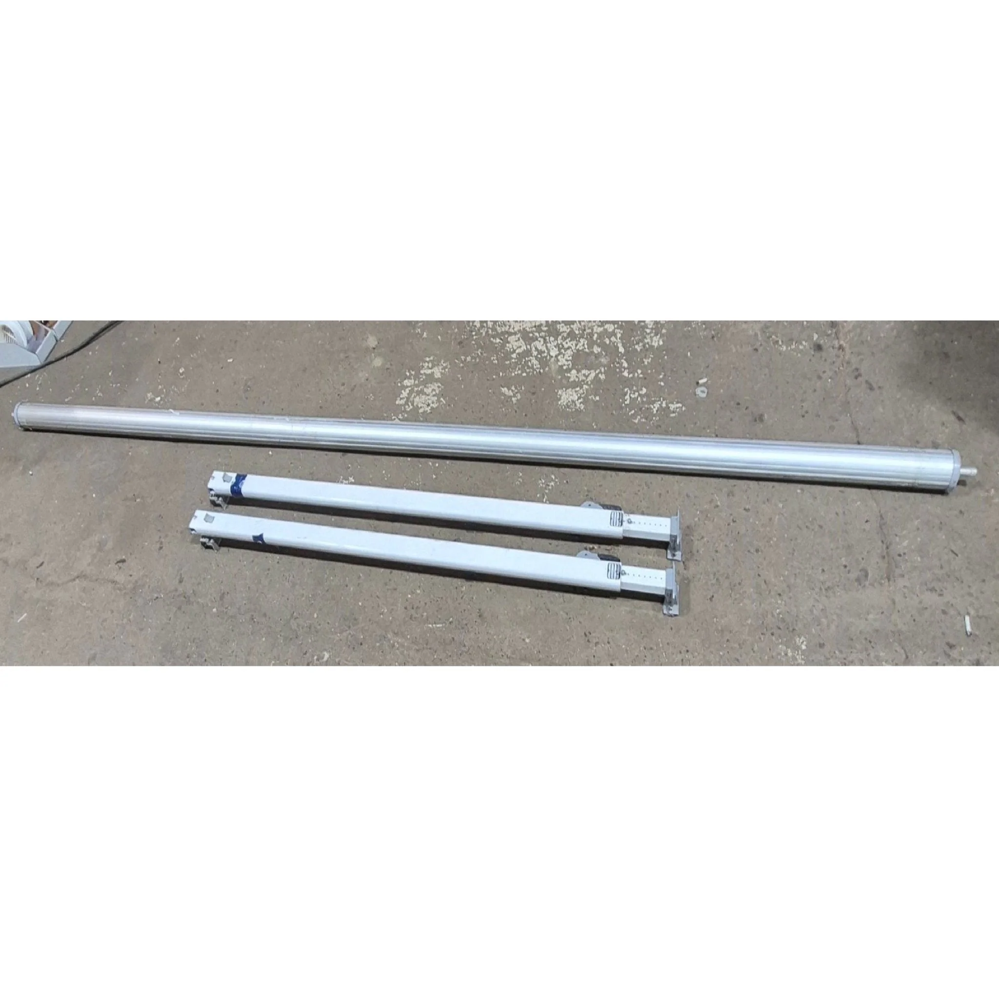 Used Complete Manual Awning Dometic / A&E 15' No Canvas