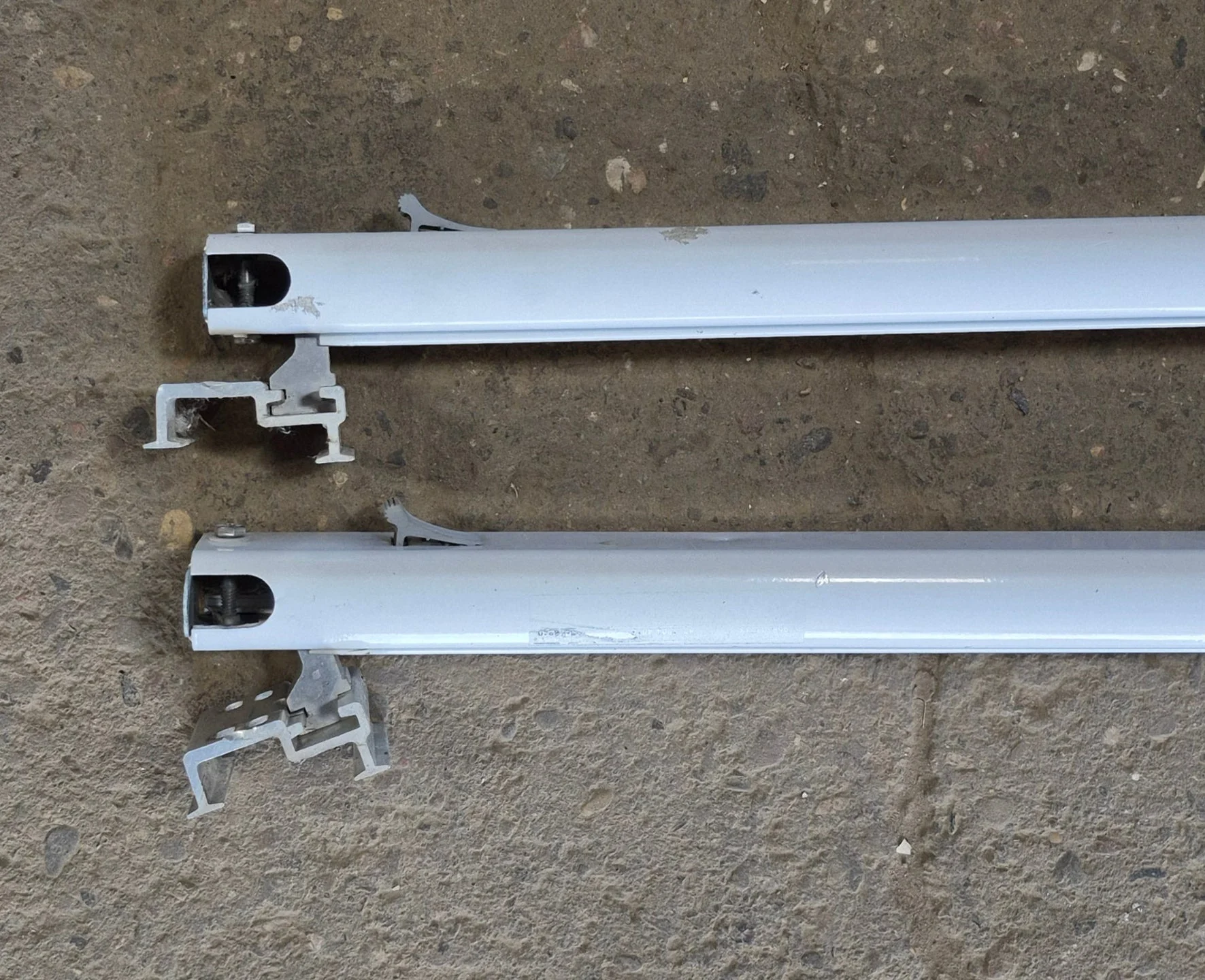 Used Complete Manual Awning Dometic / A&E 18' No Canvas - Image 5