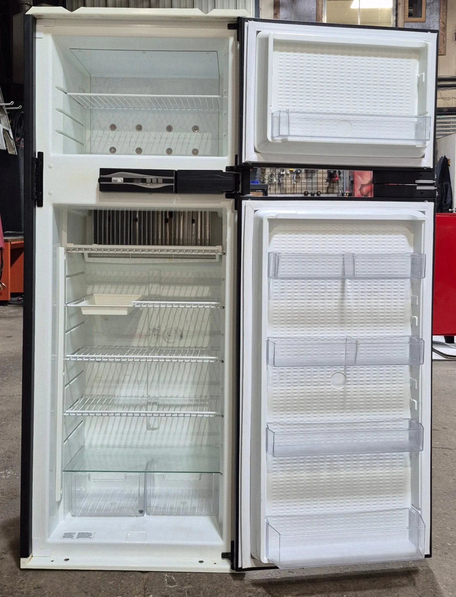 Used Complete Norcold Fridge, 2-Way - N841 - Image 3