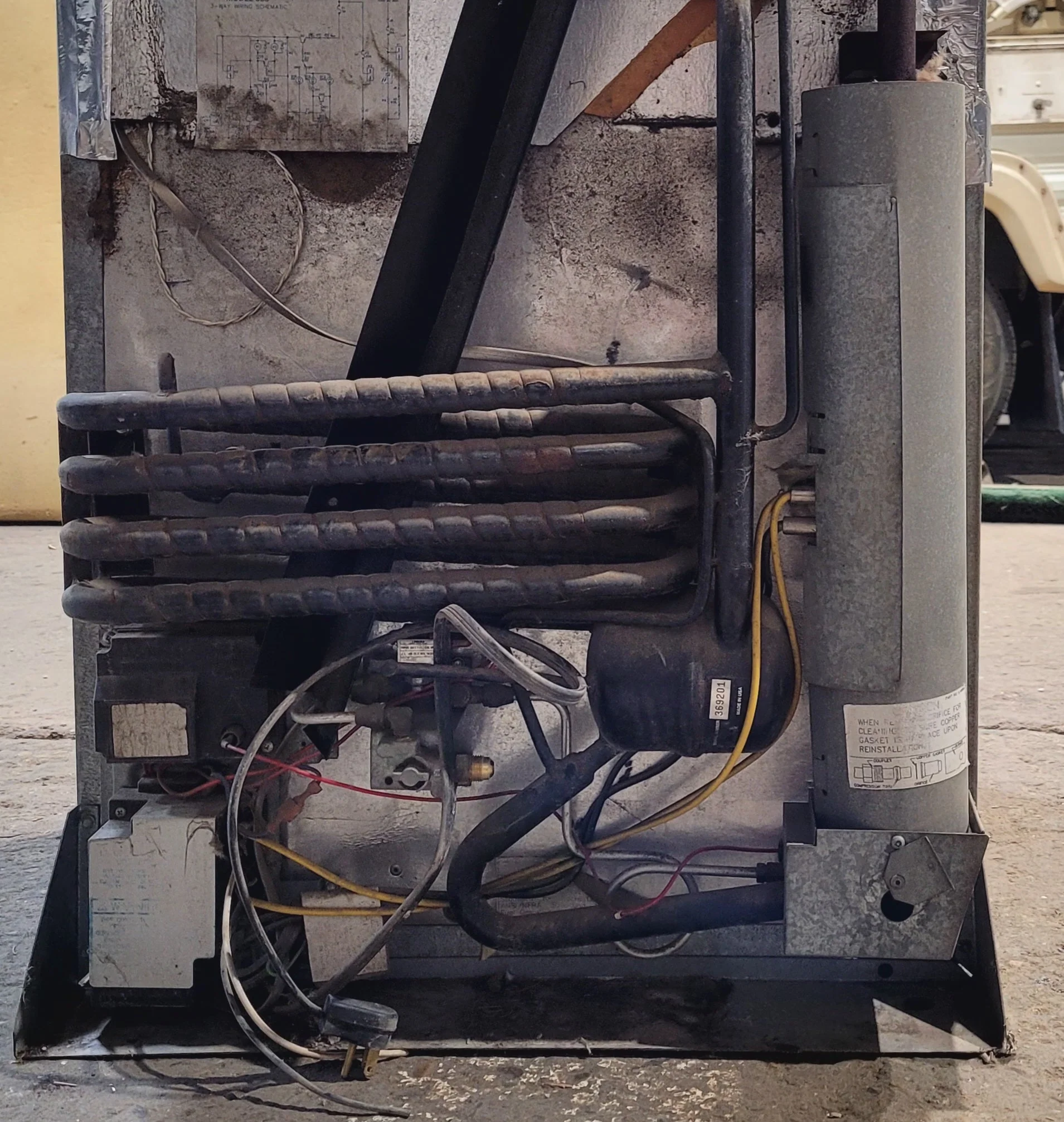 Used Complete Norcold Fridge, 3-Way - 6053 - Image 10