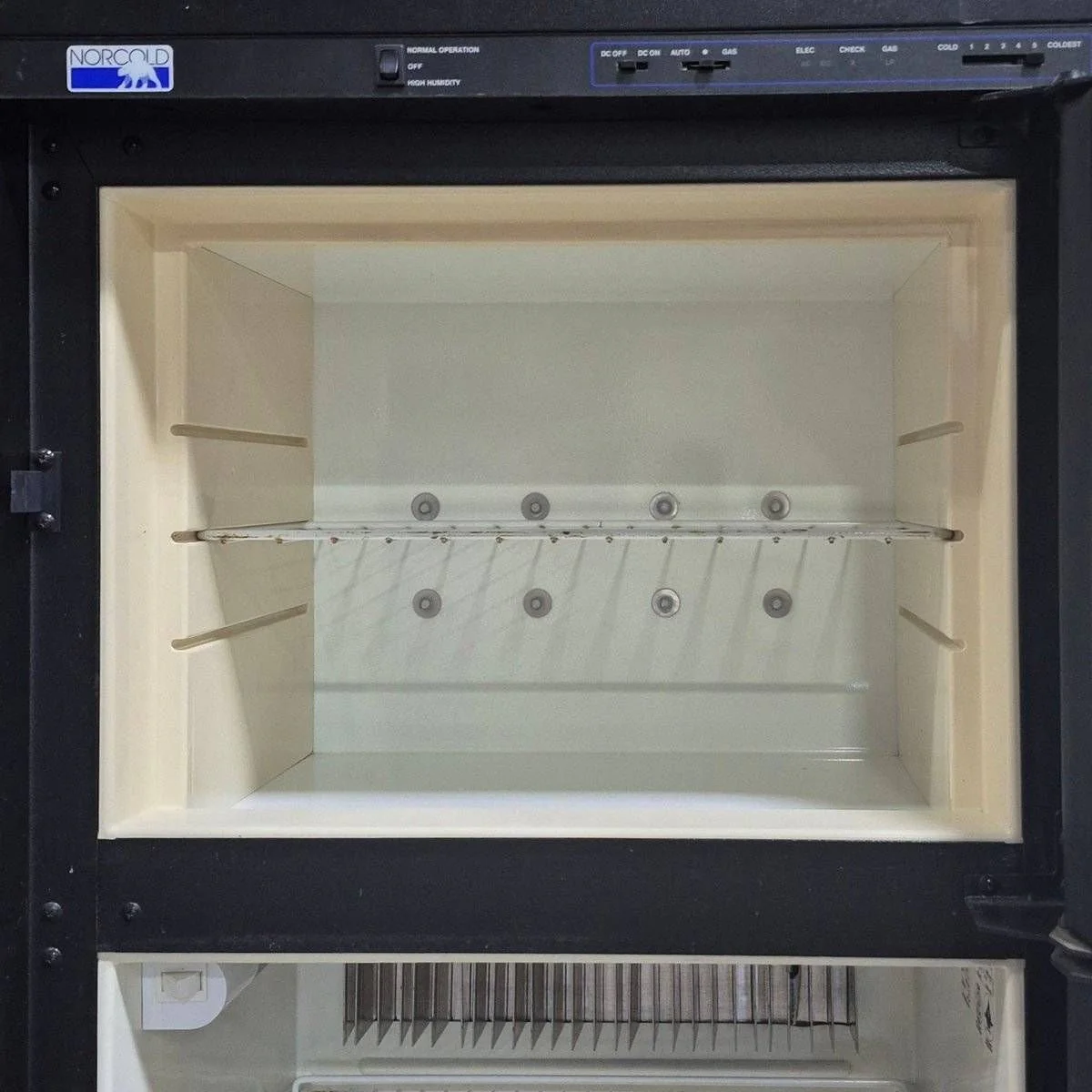 Used Complete Norcold Fridge, 3-Way - 663 - Image 5