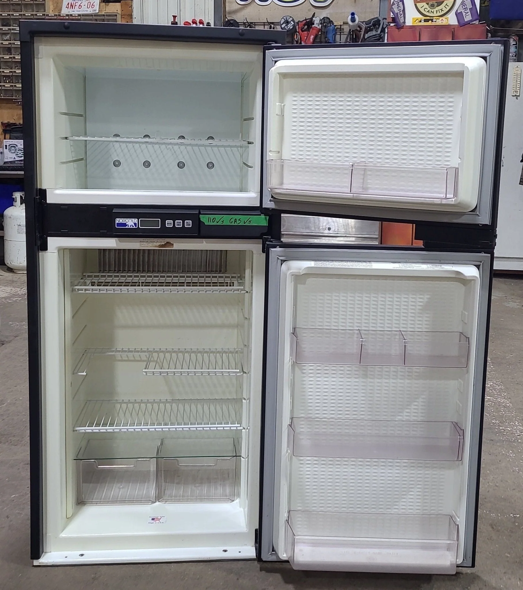 Used Complete Norcold Fridge, 3-Way - 963 - Image 3