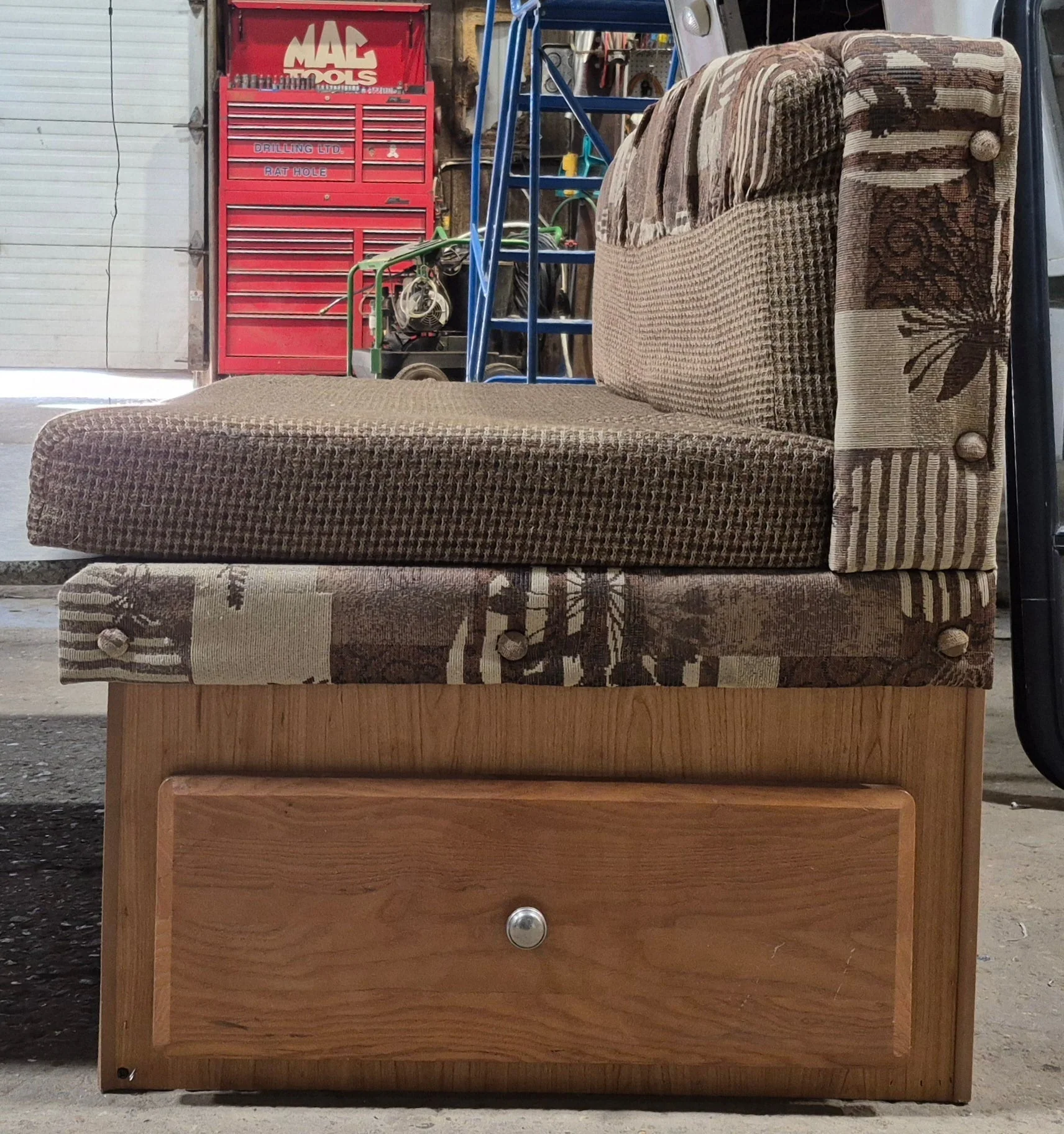 Used Complete RV Dinette Set - 40 3/8” D x 74 3/4" W x 33 3/8" H - Does not include table hardware - Image 8