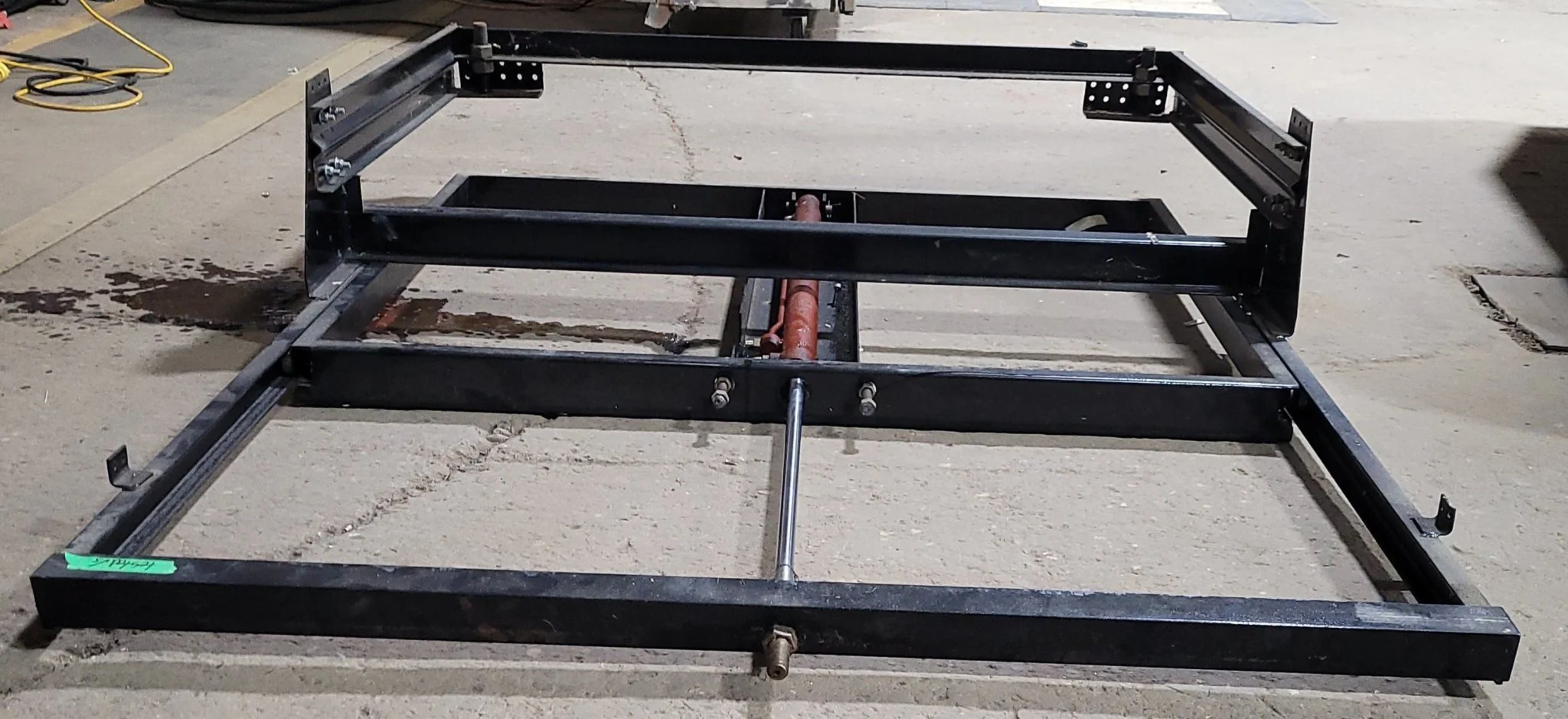 Used Complete Slide Out Assembly - Image 4