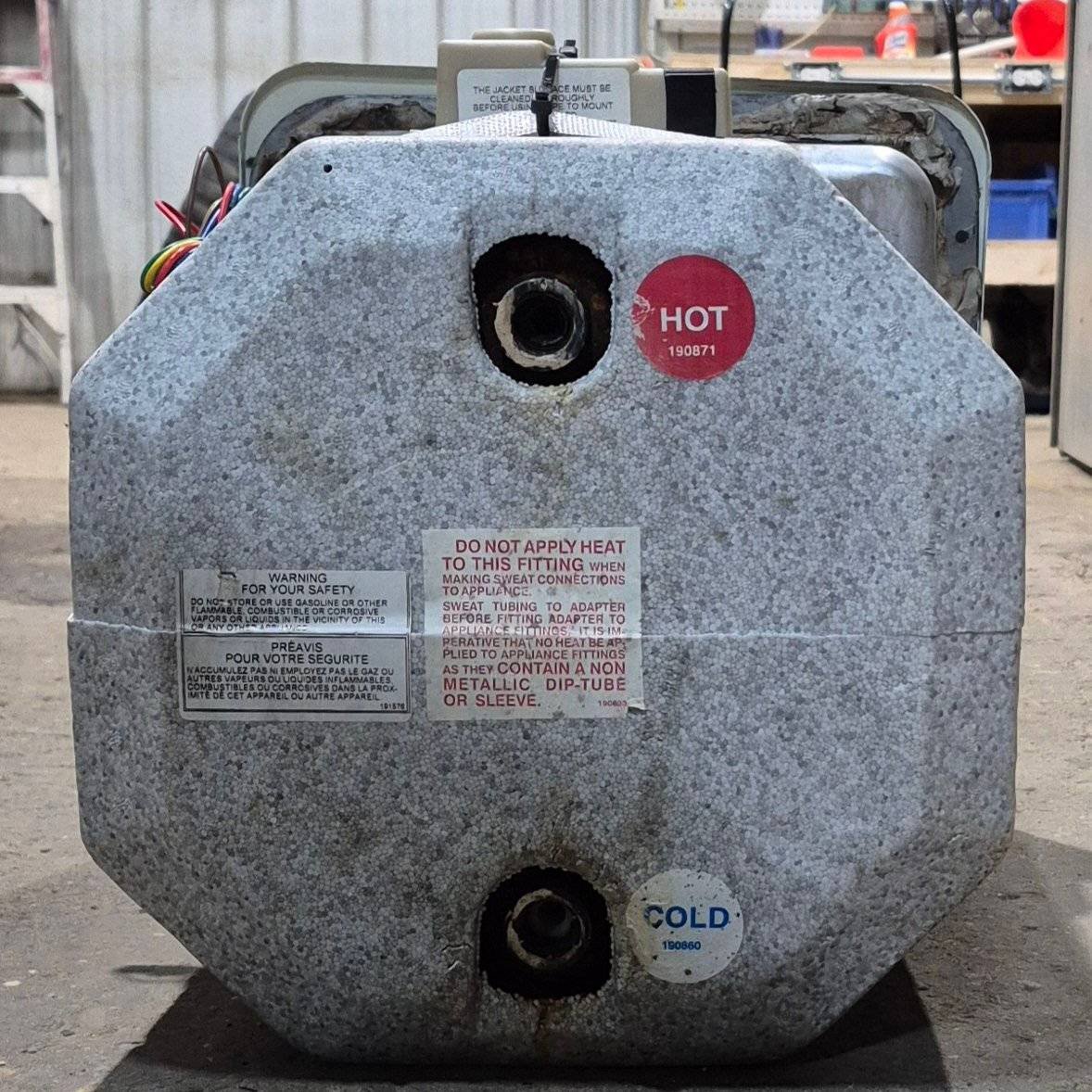 Used Complete Suburban Hot Water Heater, 6 Gallon - SW6D - 12.5 X 12.5 X 18.75 - Image 4