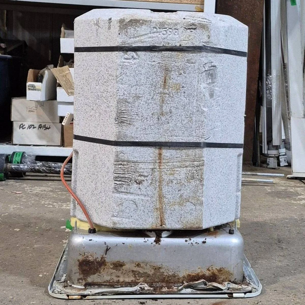 Used Complete Suburban Hot Water Heater, 6 Gallon - SW6D- 12.5 X 12.5 X 19.25 - Image 8