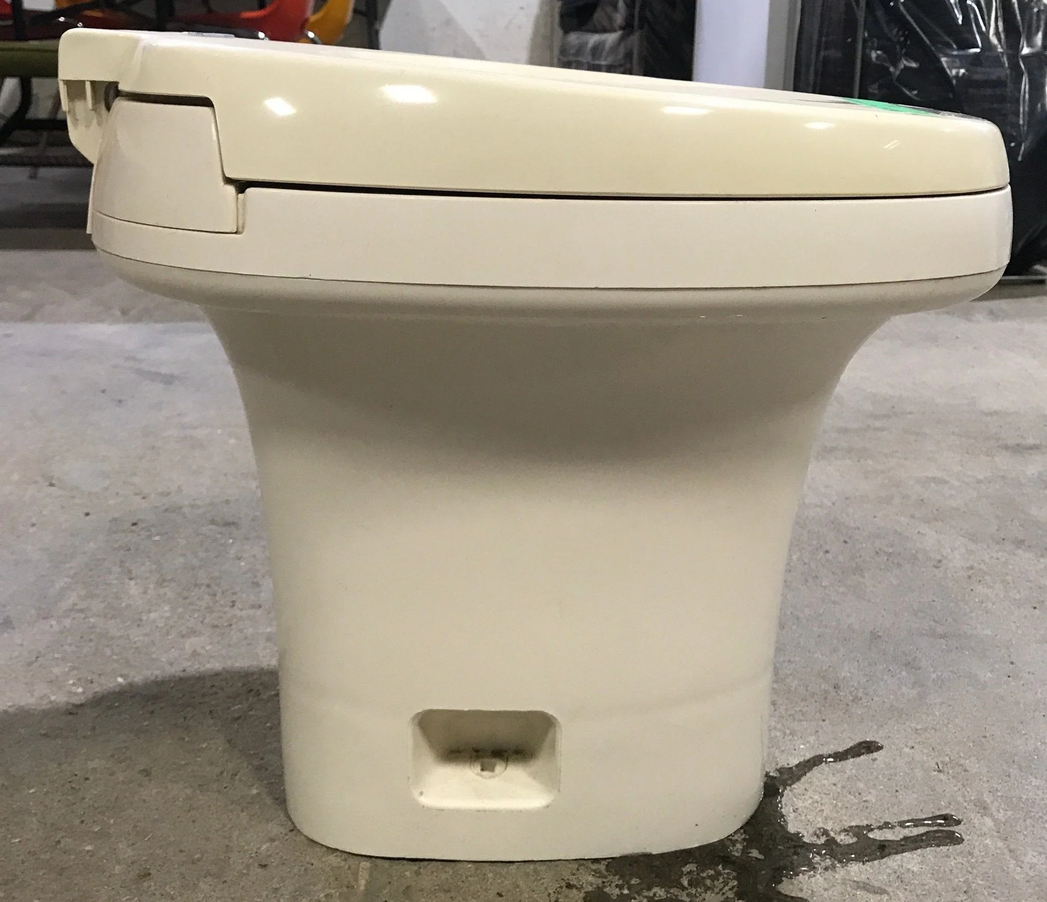 Used Complete Thetford Toilet, Hand Flush, High Profile, Off-White - AQUA MAGIC IV , 20920 - Image 5