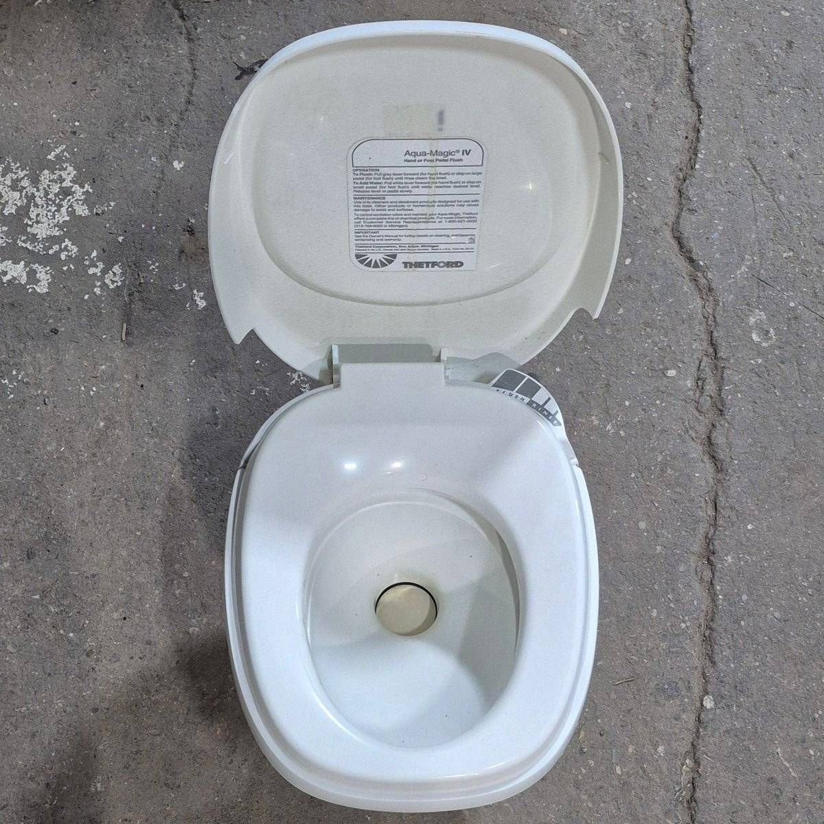 Used Complete Thetford Toilet, High Profile, Hand Flush - AQUA MAGIC IV , 24920 , AMIV - Image 4
