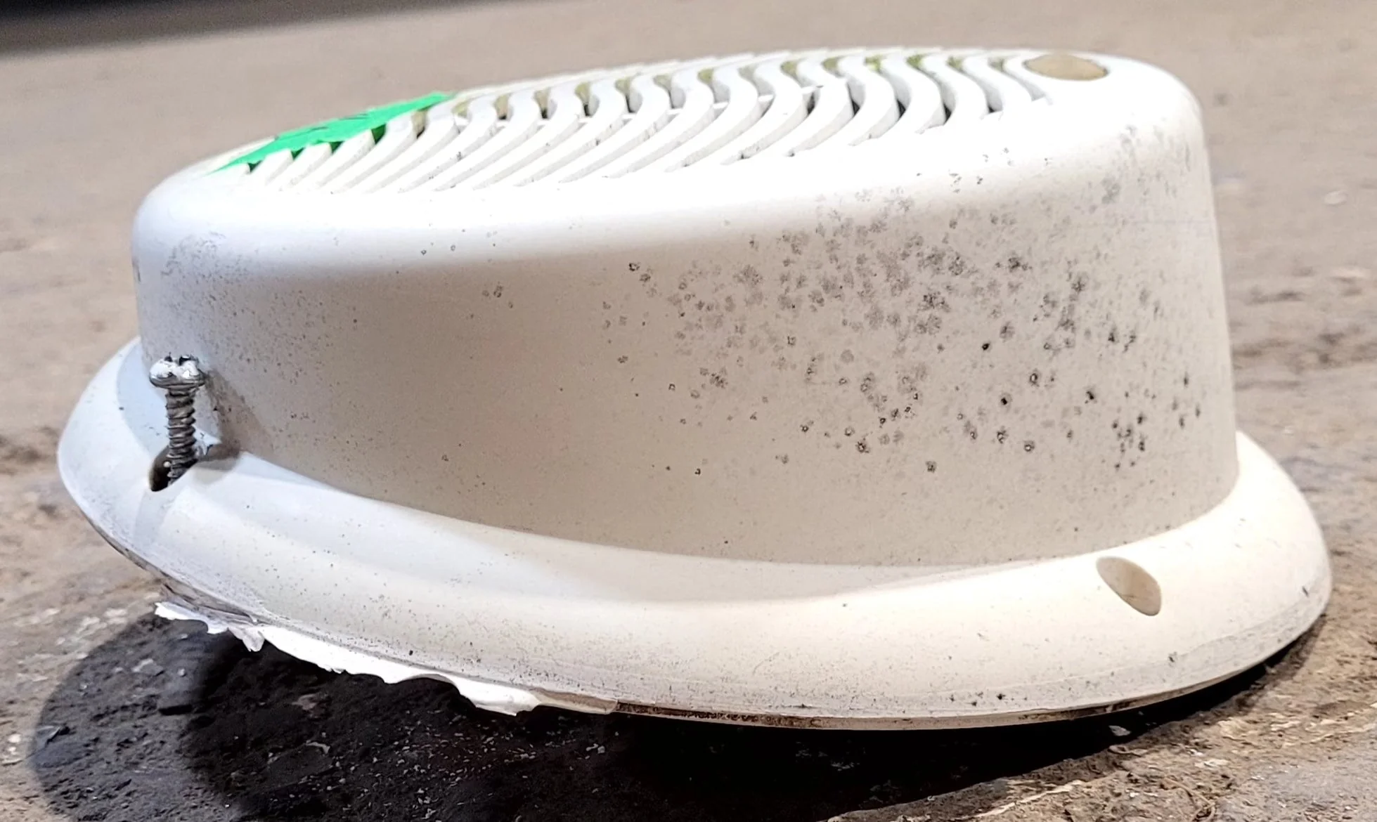 Used Concertone Water Resistant Speaker - FR-M1 - Image 4