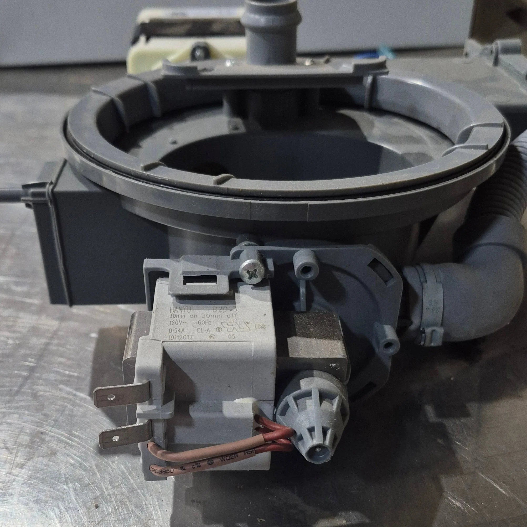 Used Dehco Dishwasher - Sump Assembly - Image 4