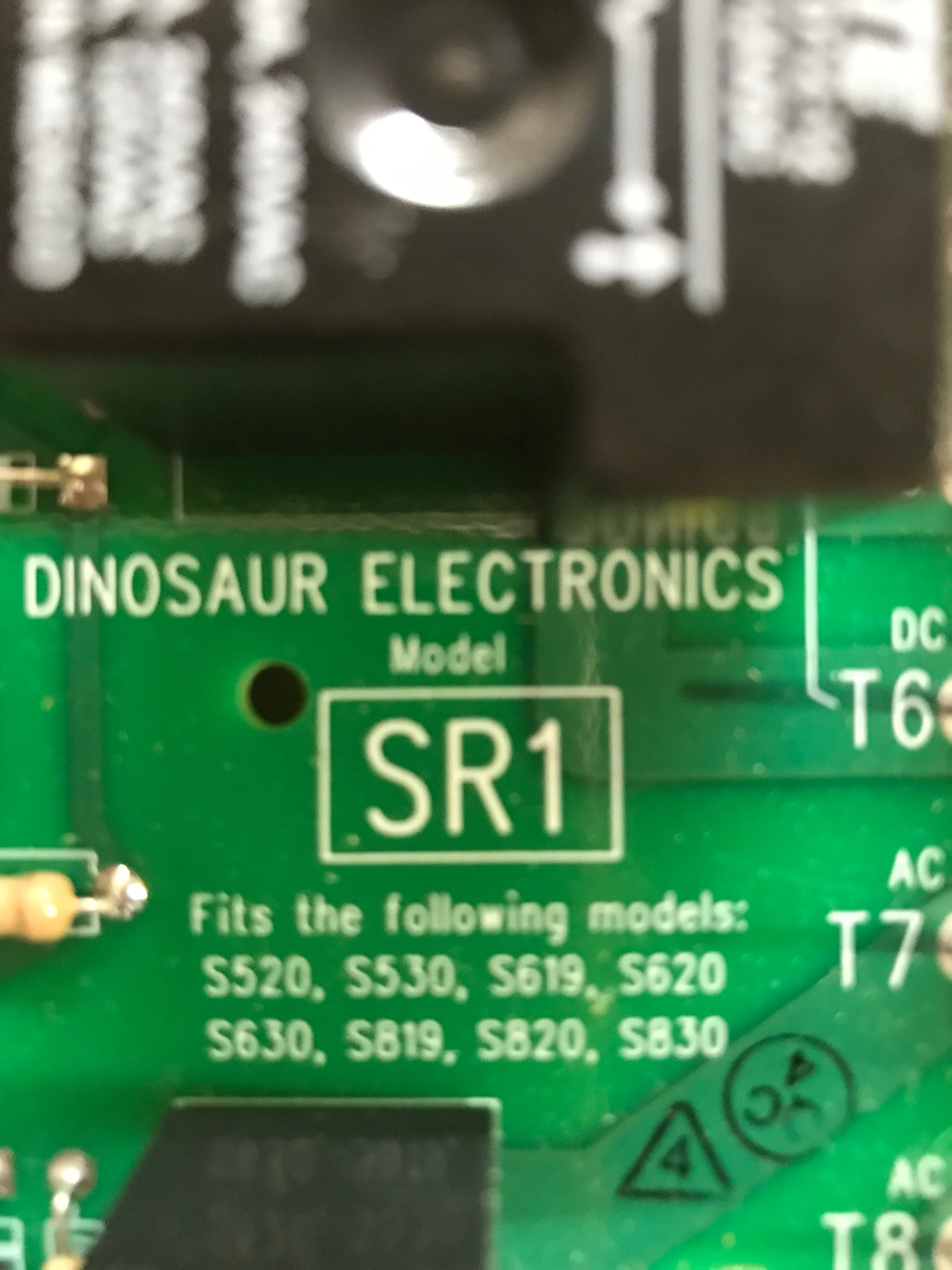 Used Dinosaur Electronics Refrigerator Main Power Control Board - SERVEL SR1 - Image 3