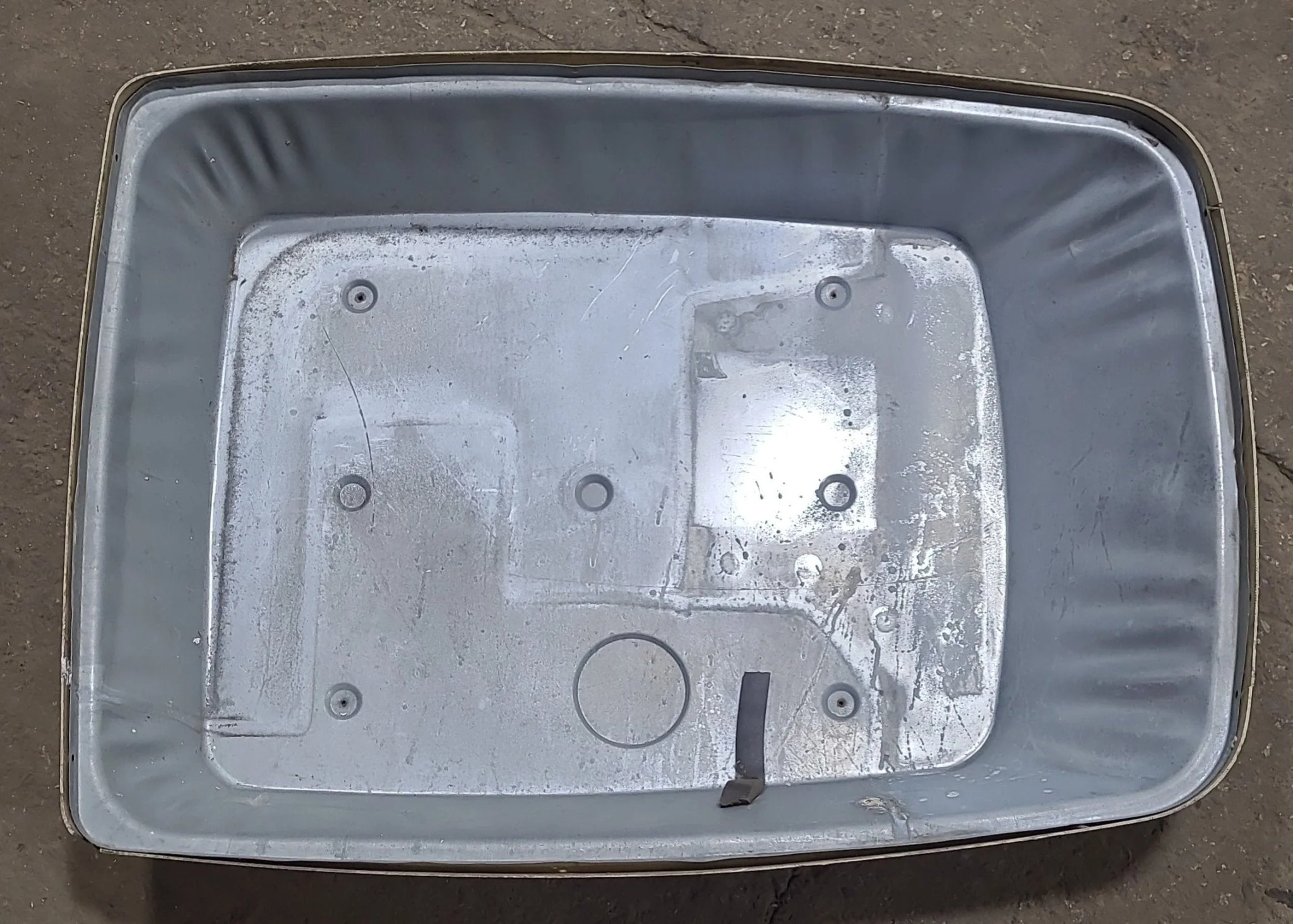 Used Dometic 3100252000 - Penguin Replacement Shroud - Image 2
