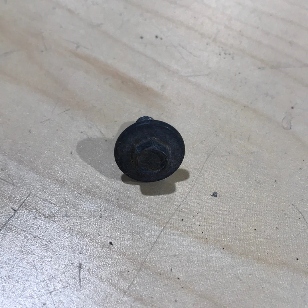 USED Dometic 56088 Valve Bolt