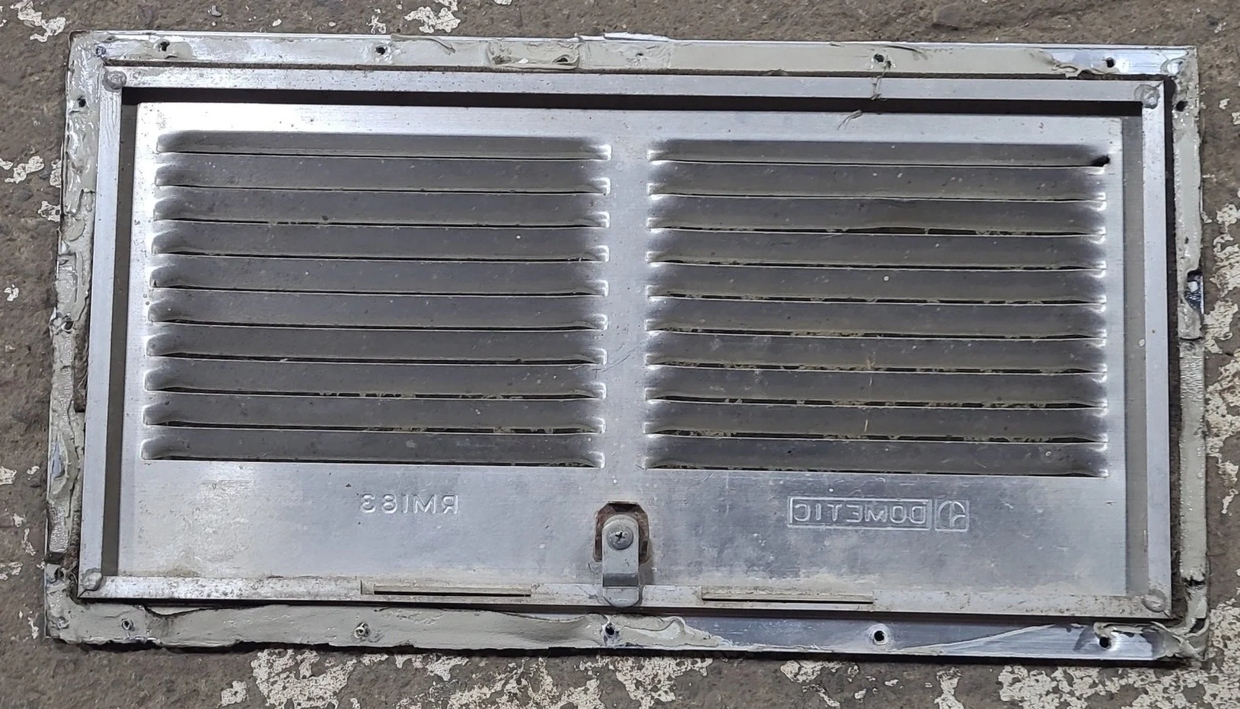 Used DOMETIC 617484 for RM183 - White Vent Door With Silver Trim - Image 3