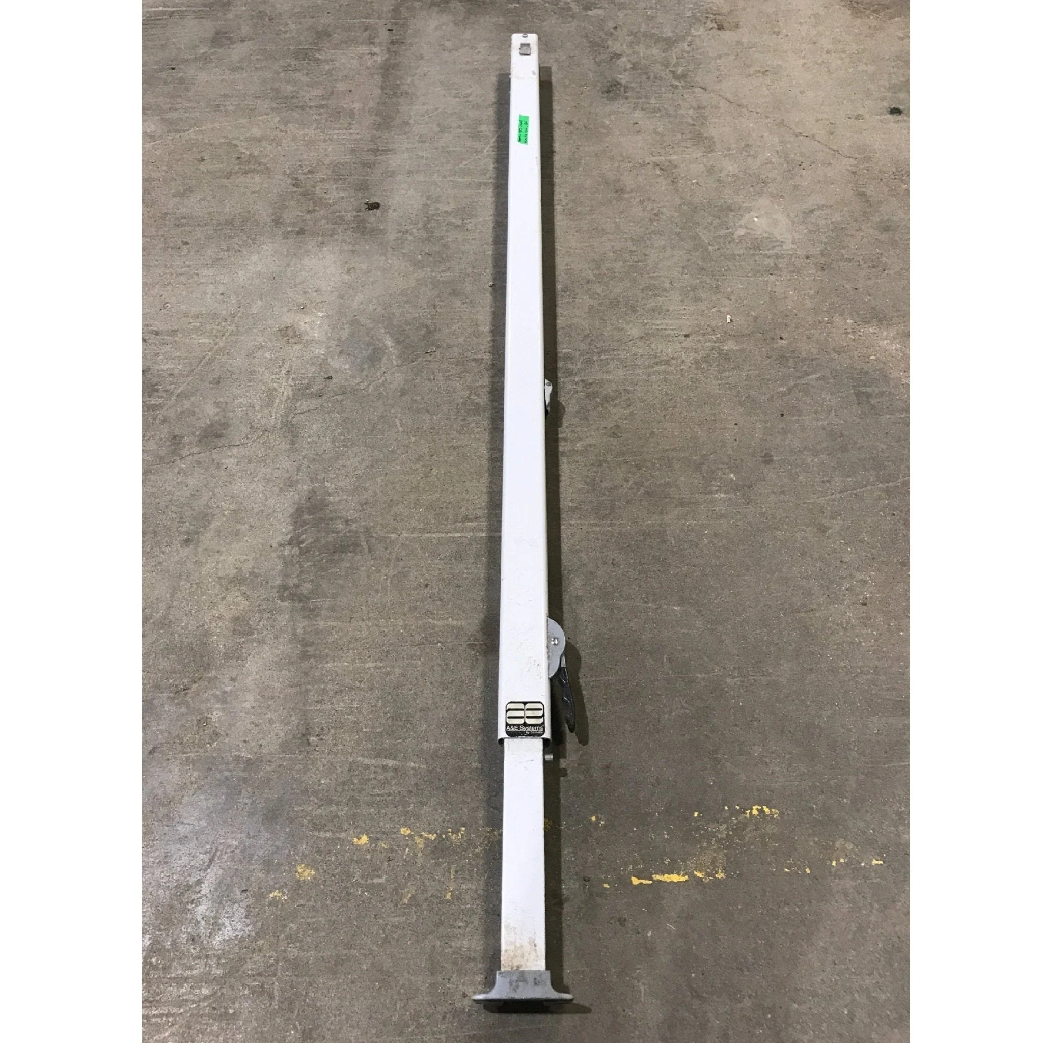 Used Dometic / A&E 8500 Awning Single Manual Arm