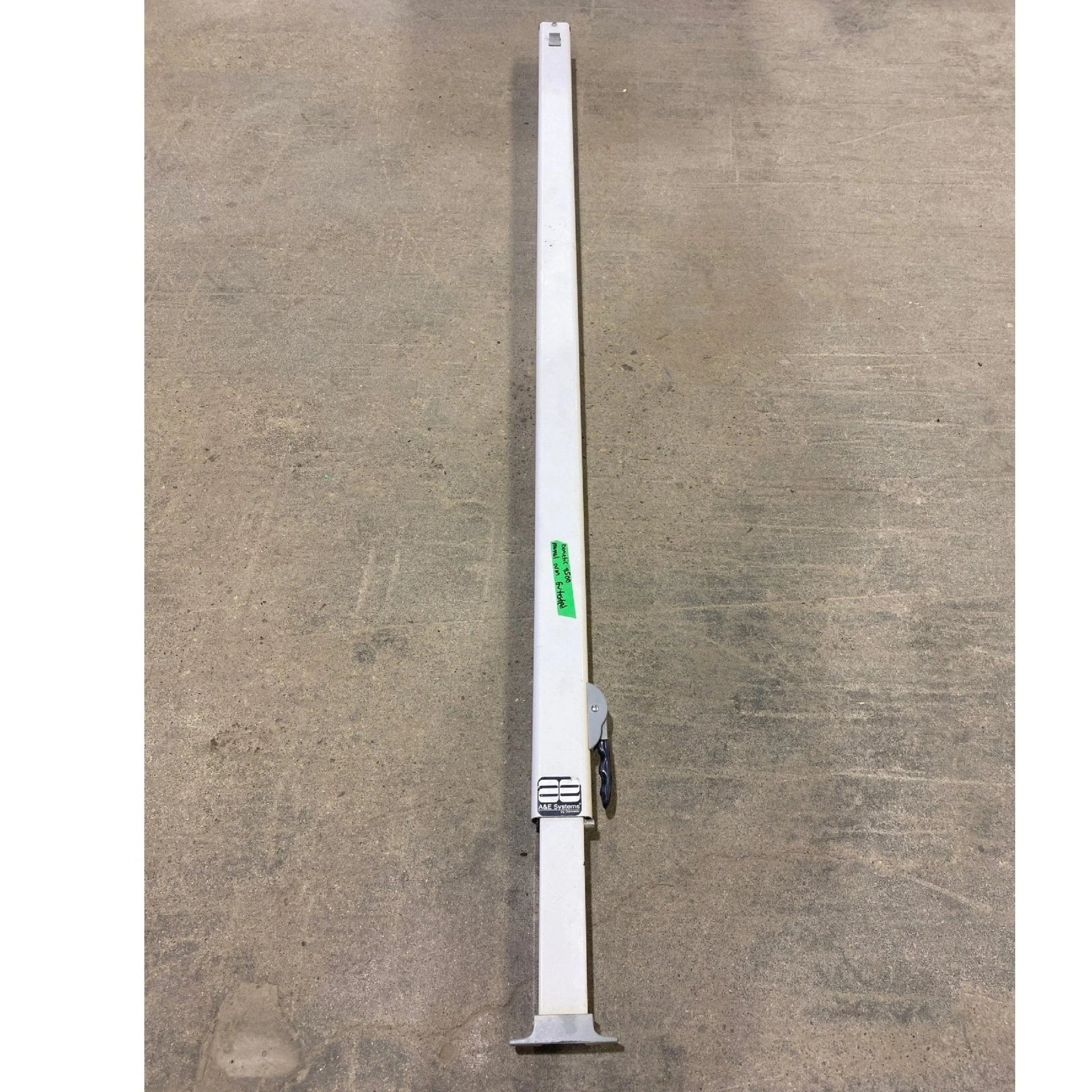 Used Dometic / A&E 8500 Awning Single Manual Arm