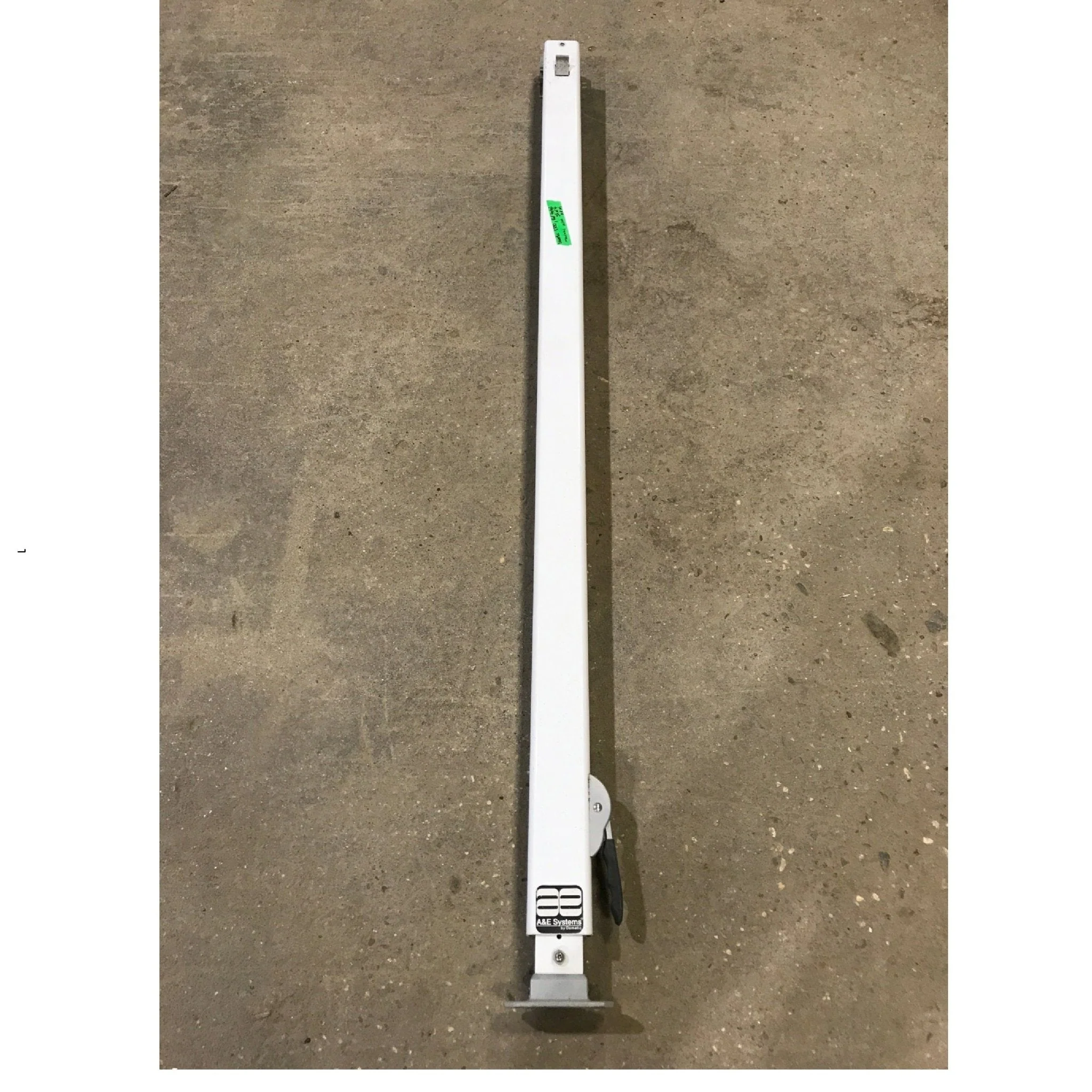Used Dometic / A&E 8500 Awning Single Manual Arm