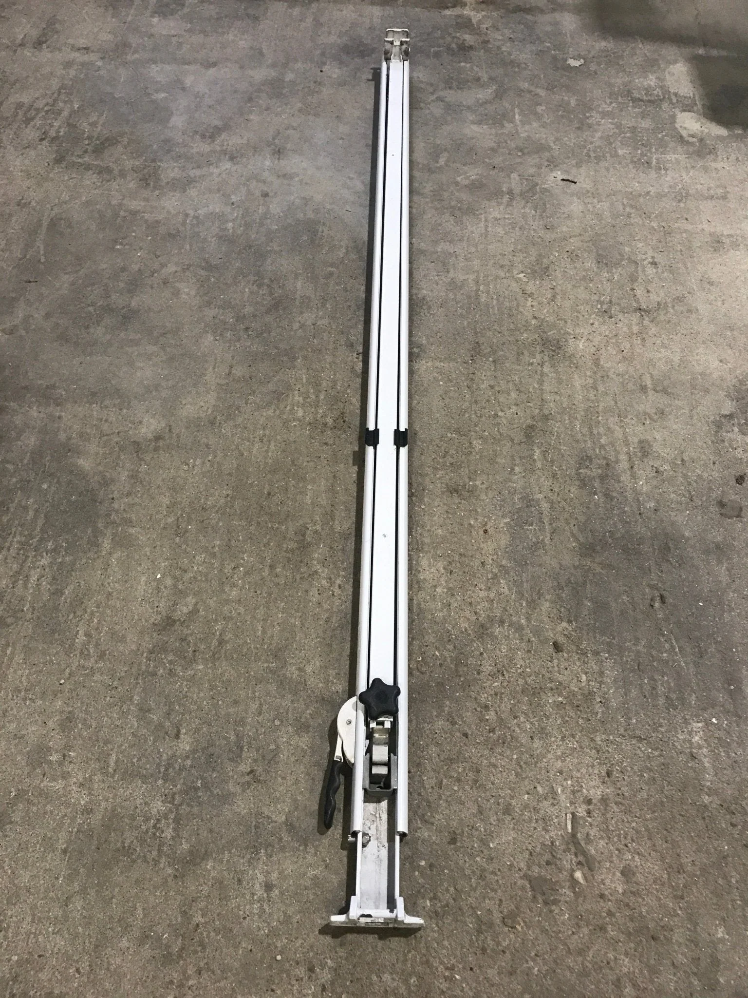 Used Dometic / A&E 8500 Awning Single Manual Arm - Image 5
