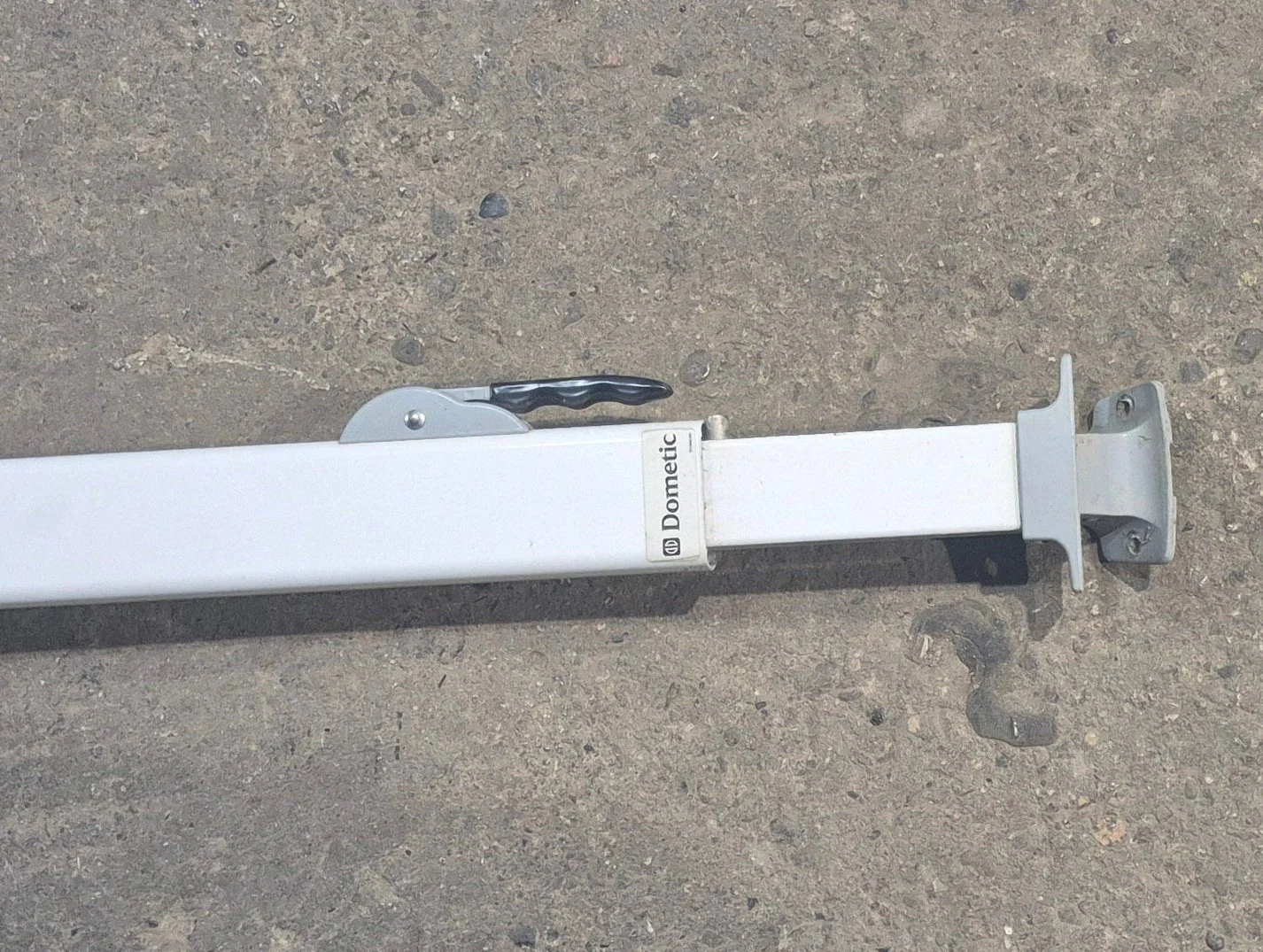 Used Dometic / A&E 8500 Awning Single Manual Arm - Image 5