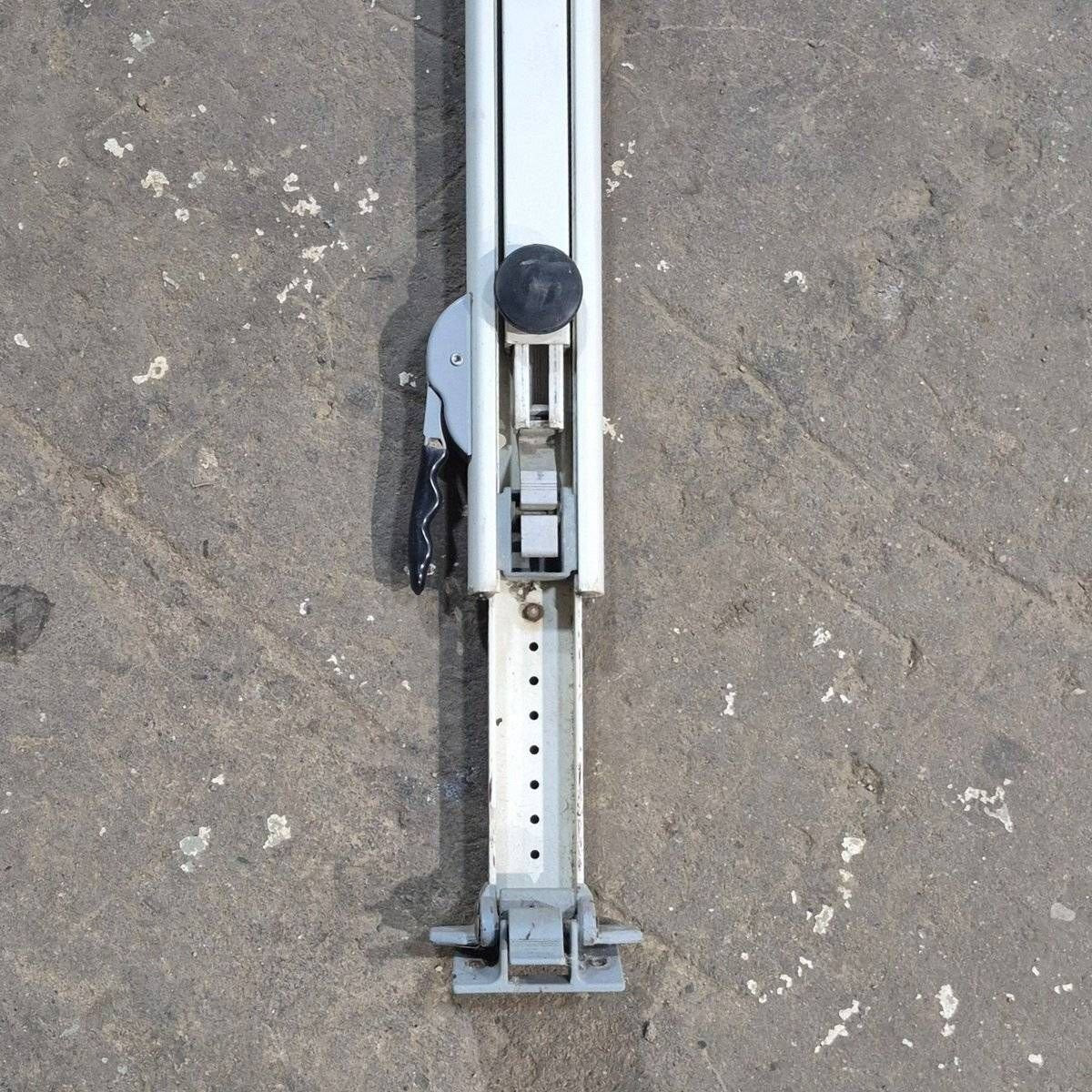 Used Dometic / A&E 8500 Manual Awning Arm, Tall, Colonial White -  8480000.401 - Image 10