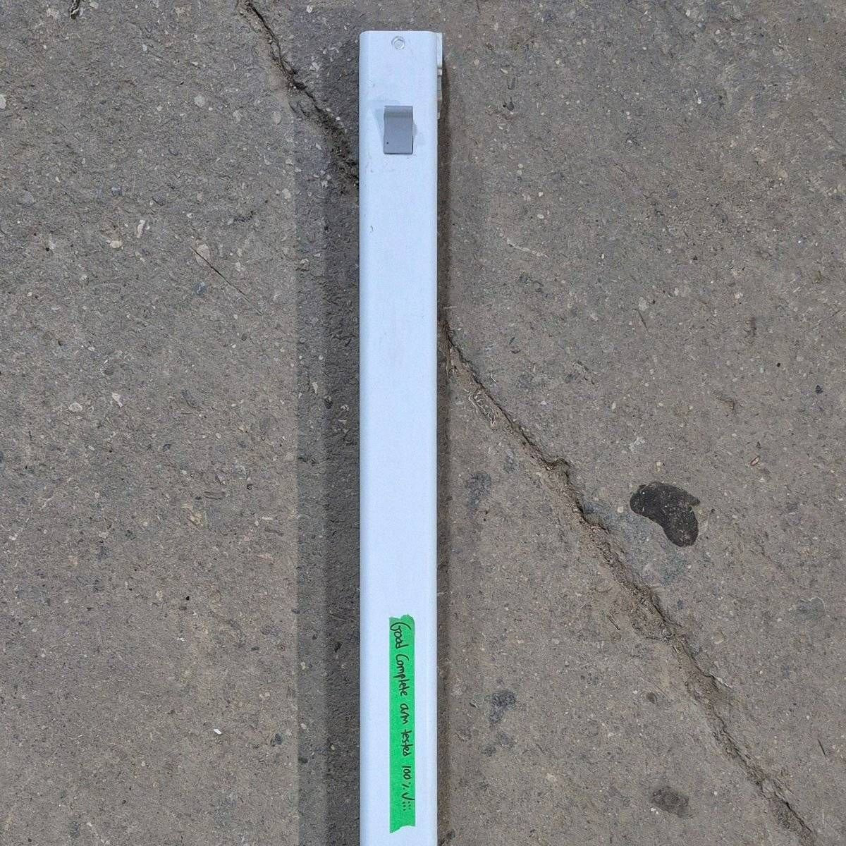Used Dometic / A&E 8500 Manual Awning Arm, Tall, White -  8480000.401B - Image 3