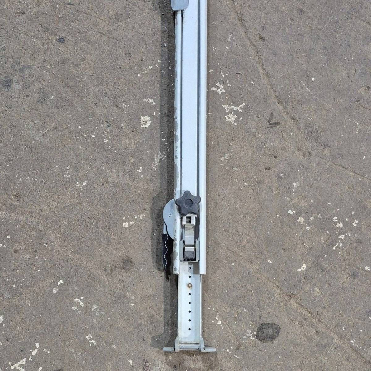 Used Dometic / A&E 8500 Manual Awning Arm, Tall, White -  8480000.401B - Image 10