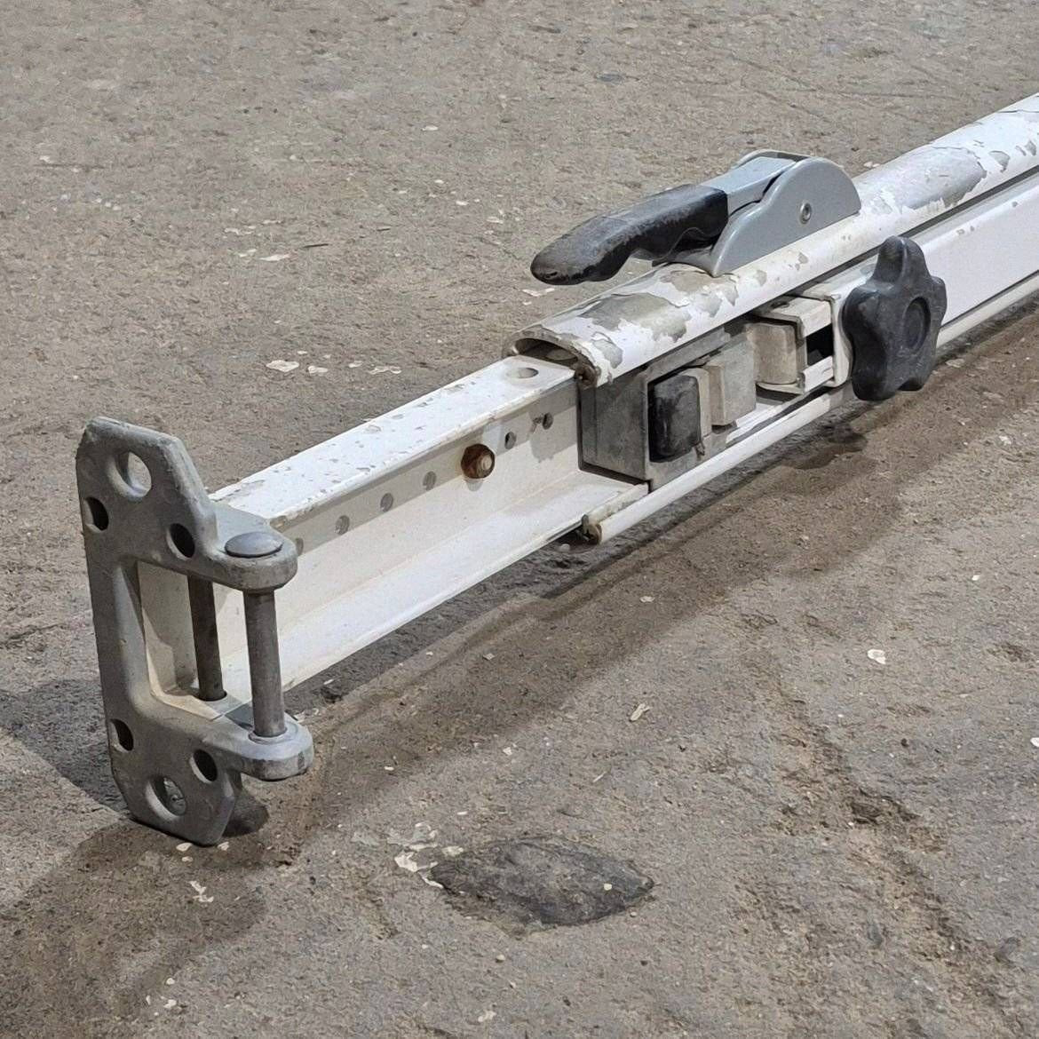 Used Dometic / A&E 8500 Manual Awning Arm, Tall, White -  8480000.401B - Image 11