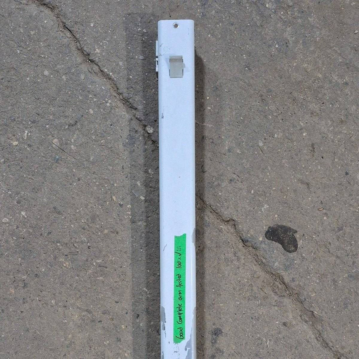 Used Dometic / A&E 8500 Manual Awning Arm, Tall, White -  8480000.401B - Image 3