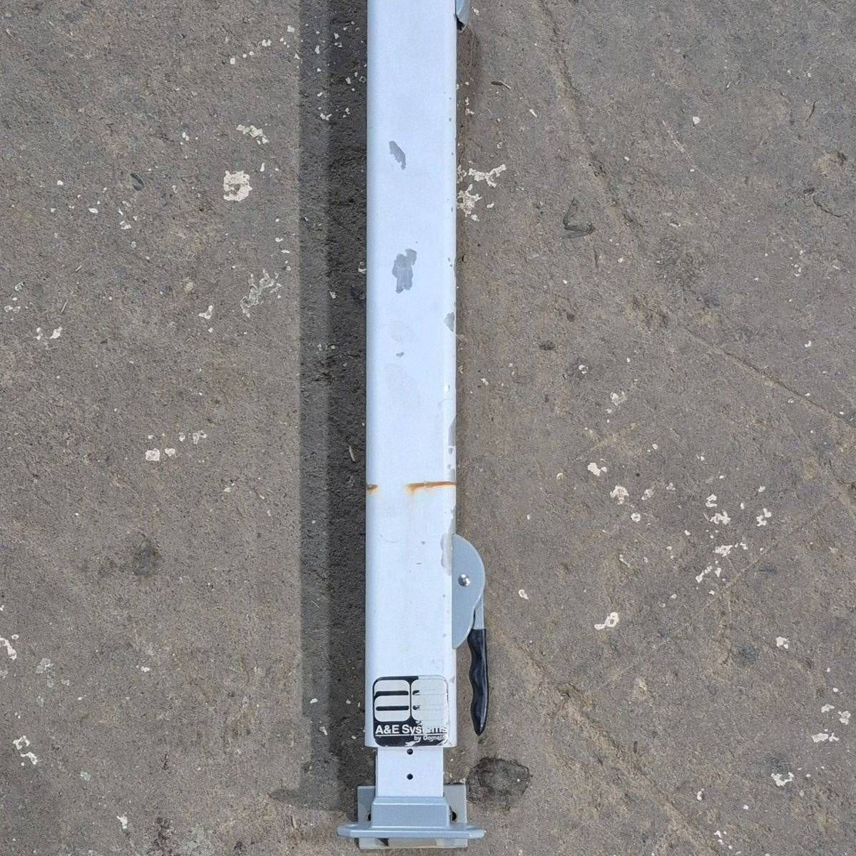 Used Dometic / A&E 8500 Manual Awning Arm, Tall, White - 8480000.401B - Image 5