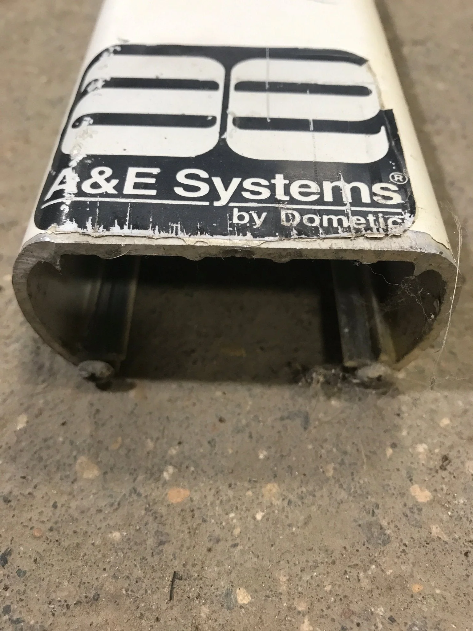 Used Dometic / A&E Awning Main Arm Tall - 3108220033E - Image 4
