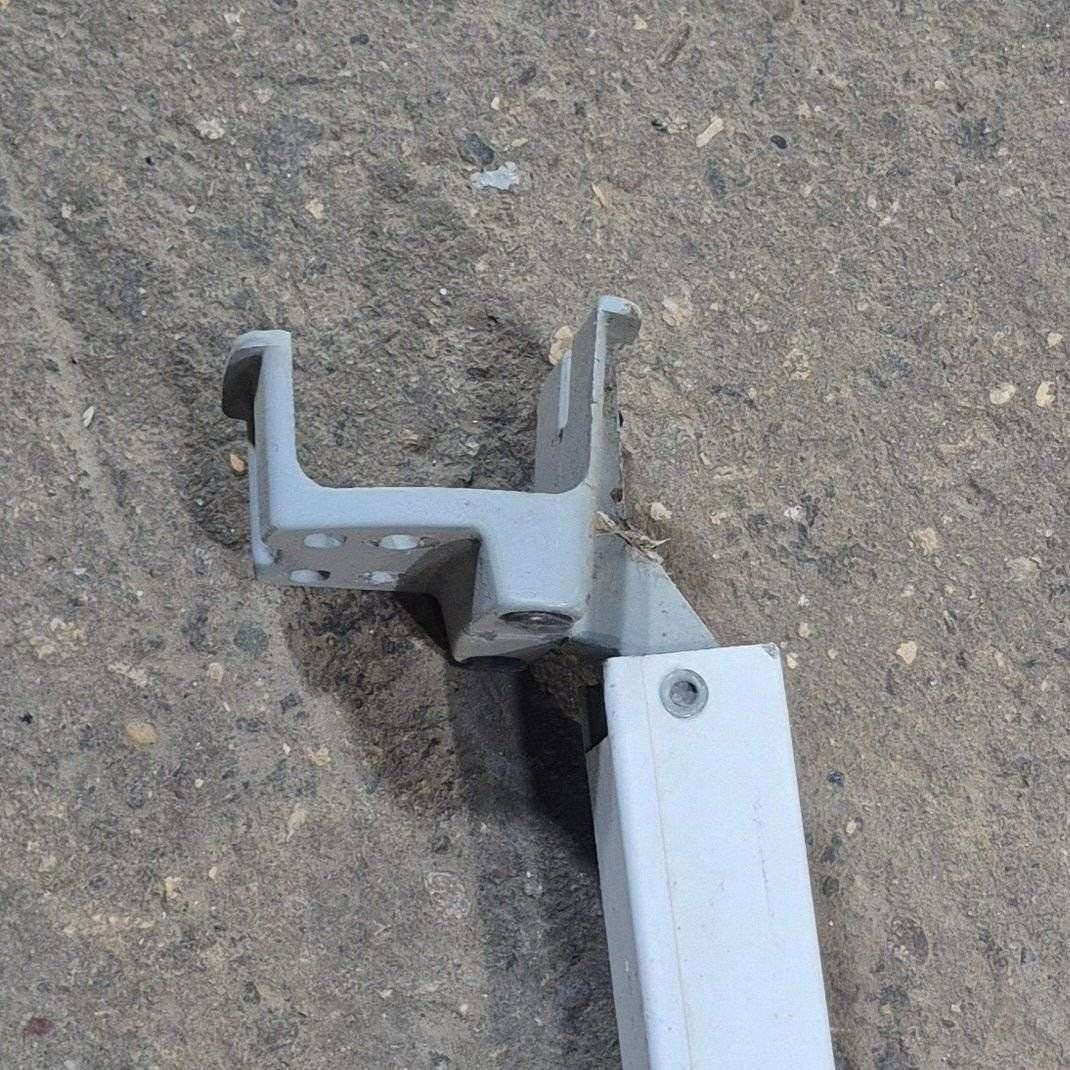 Used Dometic Main Rafter Arm, White, 66" - 3314065.008B - Image 3