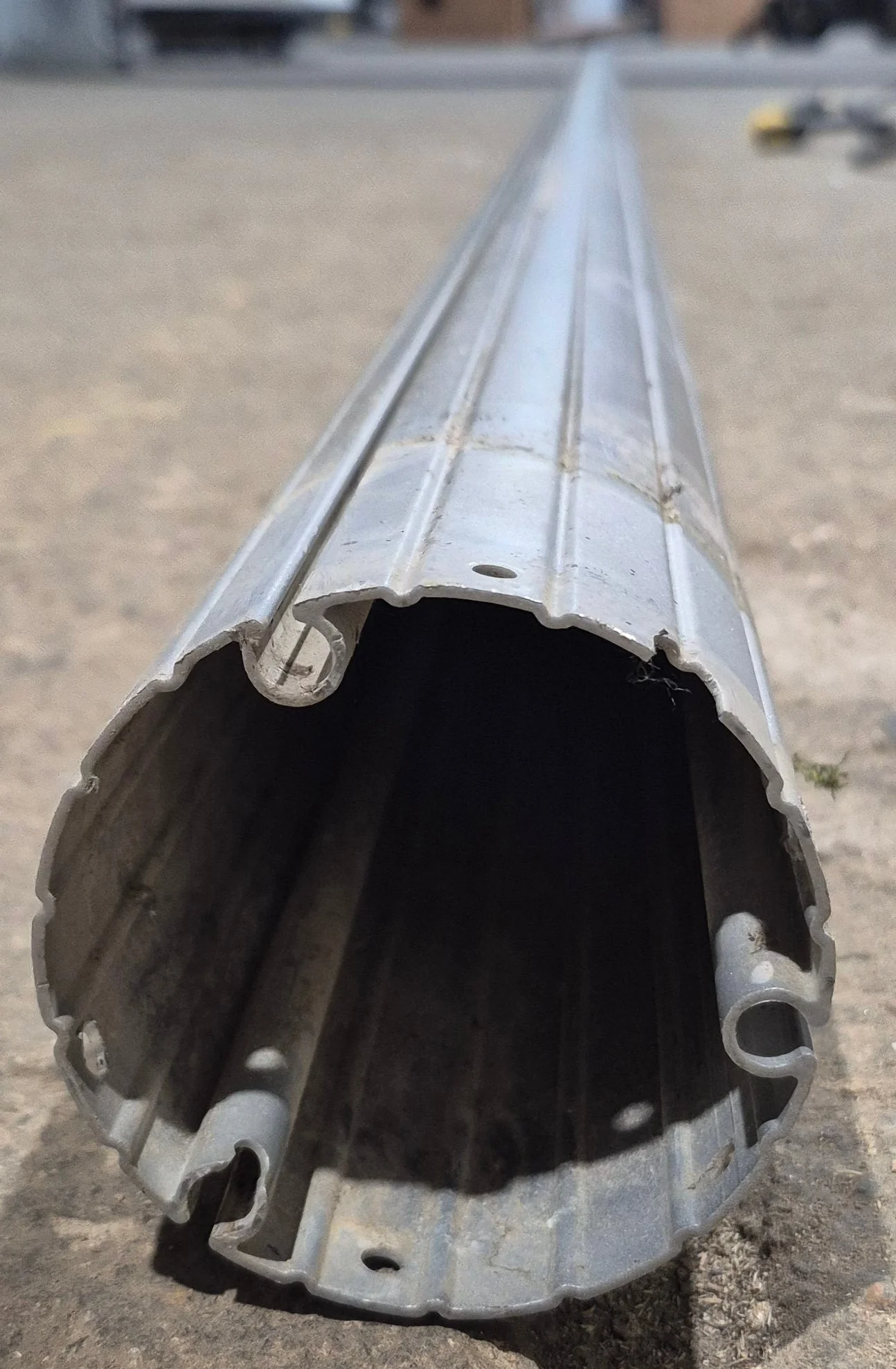 Used Dometic/ A&E Awning Roller Tube 17' - Image 3