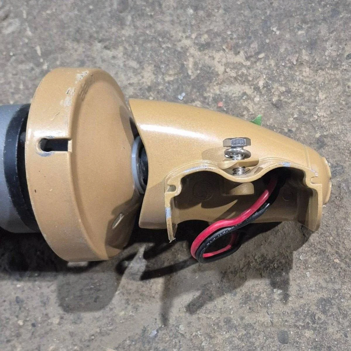 Used Dometic/ A&E Drive Head Assembly, Gold - WeatherPro , 3307923.115V - Image 3
