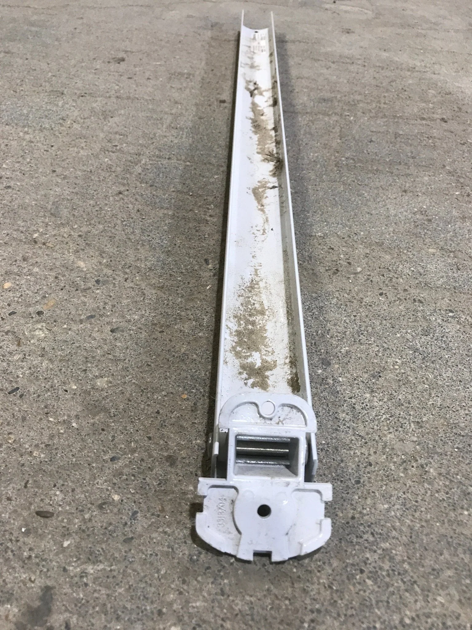 Used Dometic / A&E Window Awning Main Arm - 3314165.014 - Image 4