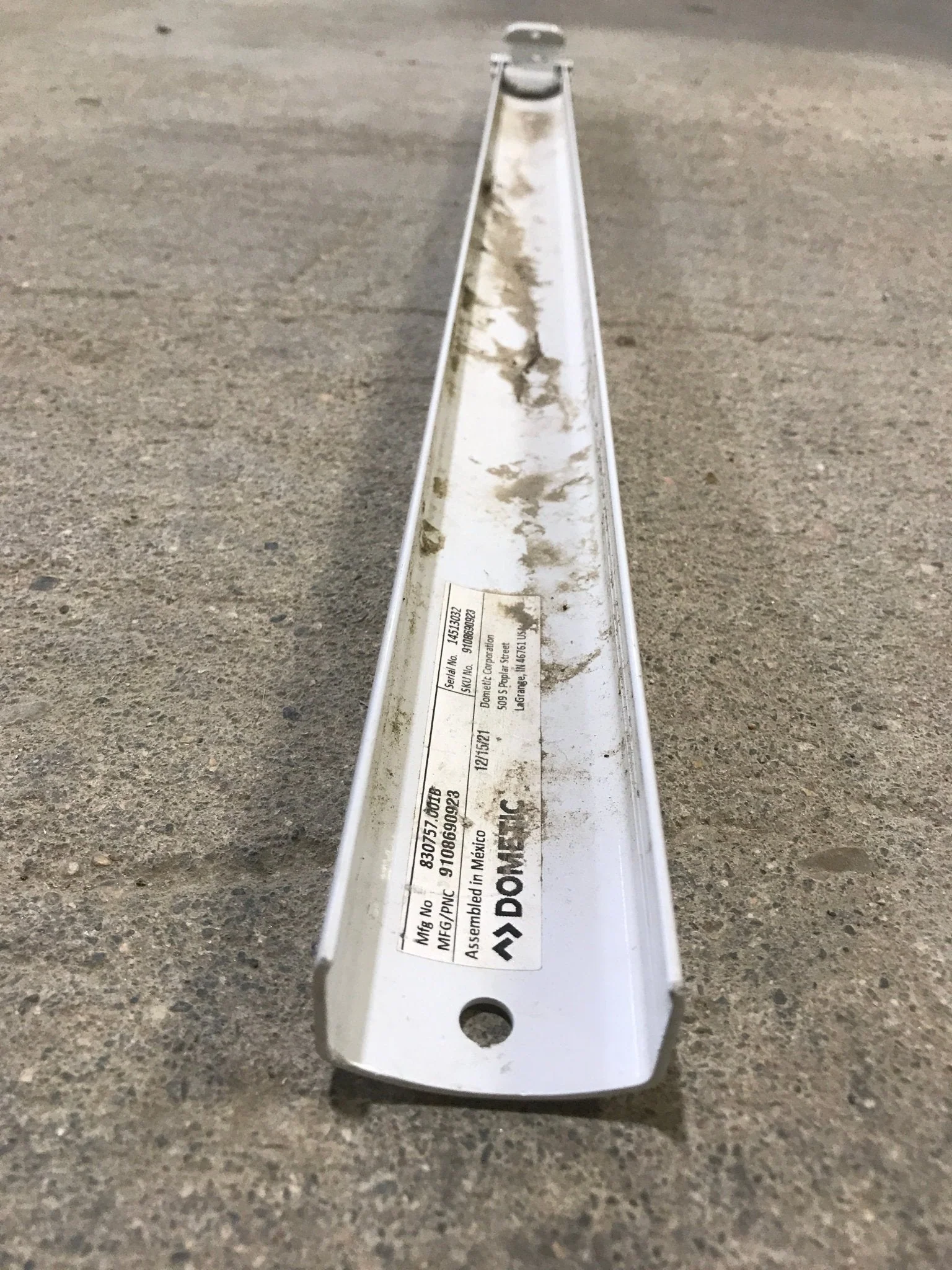 Used Dometic / A&E Window Awning Main Arm - 3314165.014 - Image 5