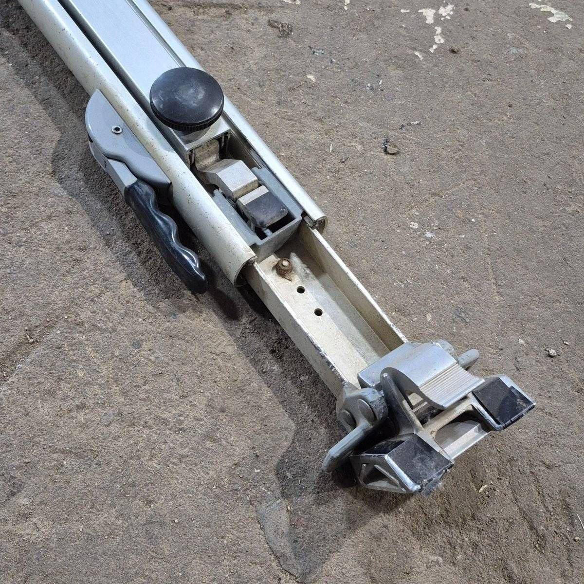 Used Dometic Awning Arm, 8500 Series, Silver (Satin), 73" - 8483000.101 - Image 10