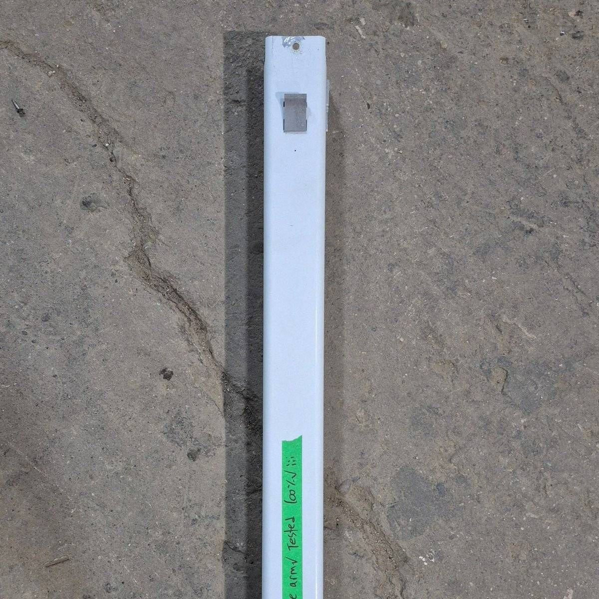 Used Dometic Awning Arm, 8500 Series, White, 73" - Image 3