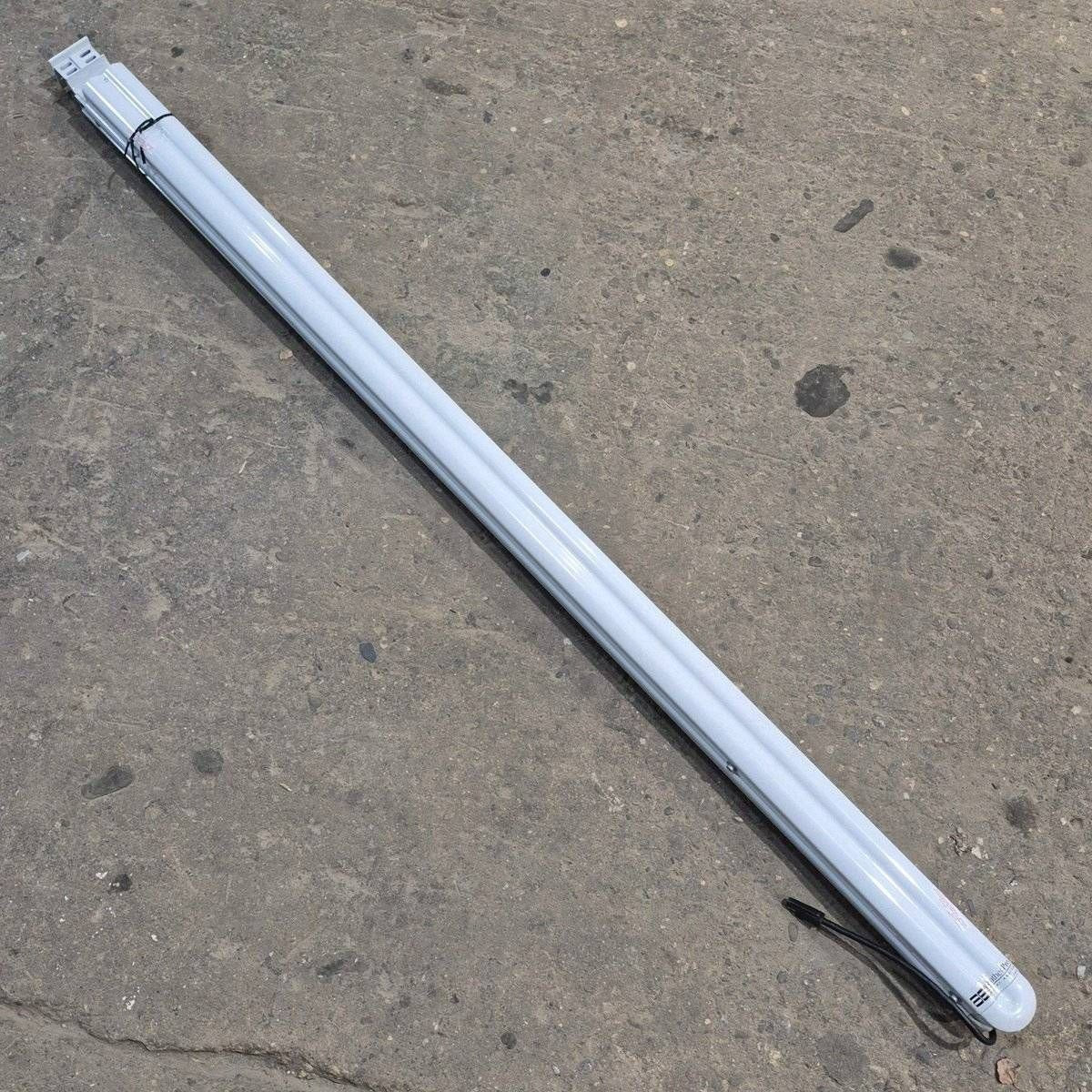 Used Dometic Awning Arm, Drive (Front) Powered, White, 65 1/2" - WeatherPro , 8551002.400B