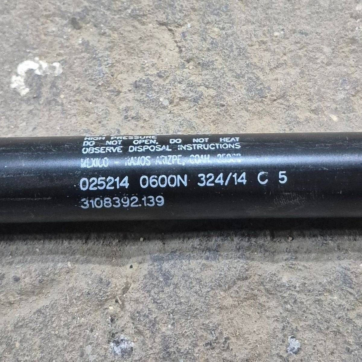 Used Dometic Awning Arm Gas Strut - 3108392.139 , 3310555.010 - Image 2