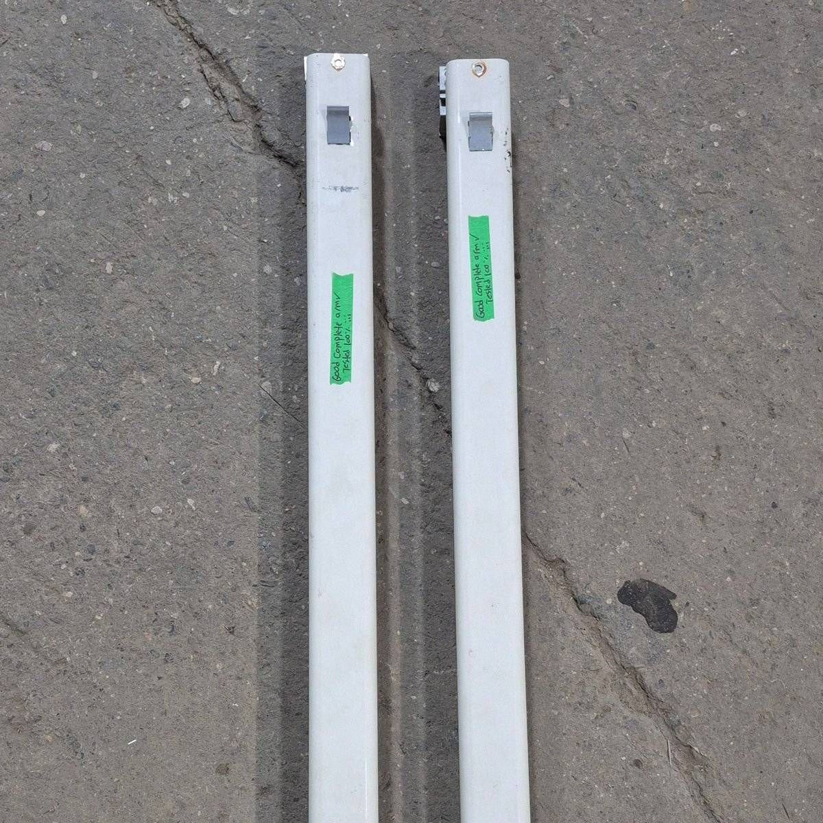 Used Dometic Awning Arm Set, Off White, 73" - 8480000.401 - Image 3