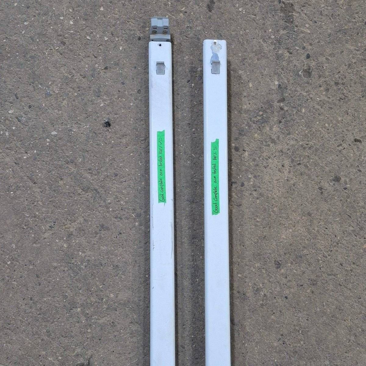Used Dometic Awning Arm Set, White, 73" - 8273000.401B - Image 2