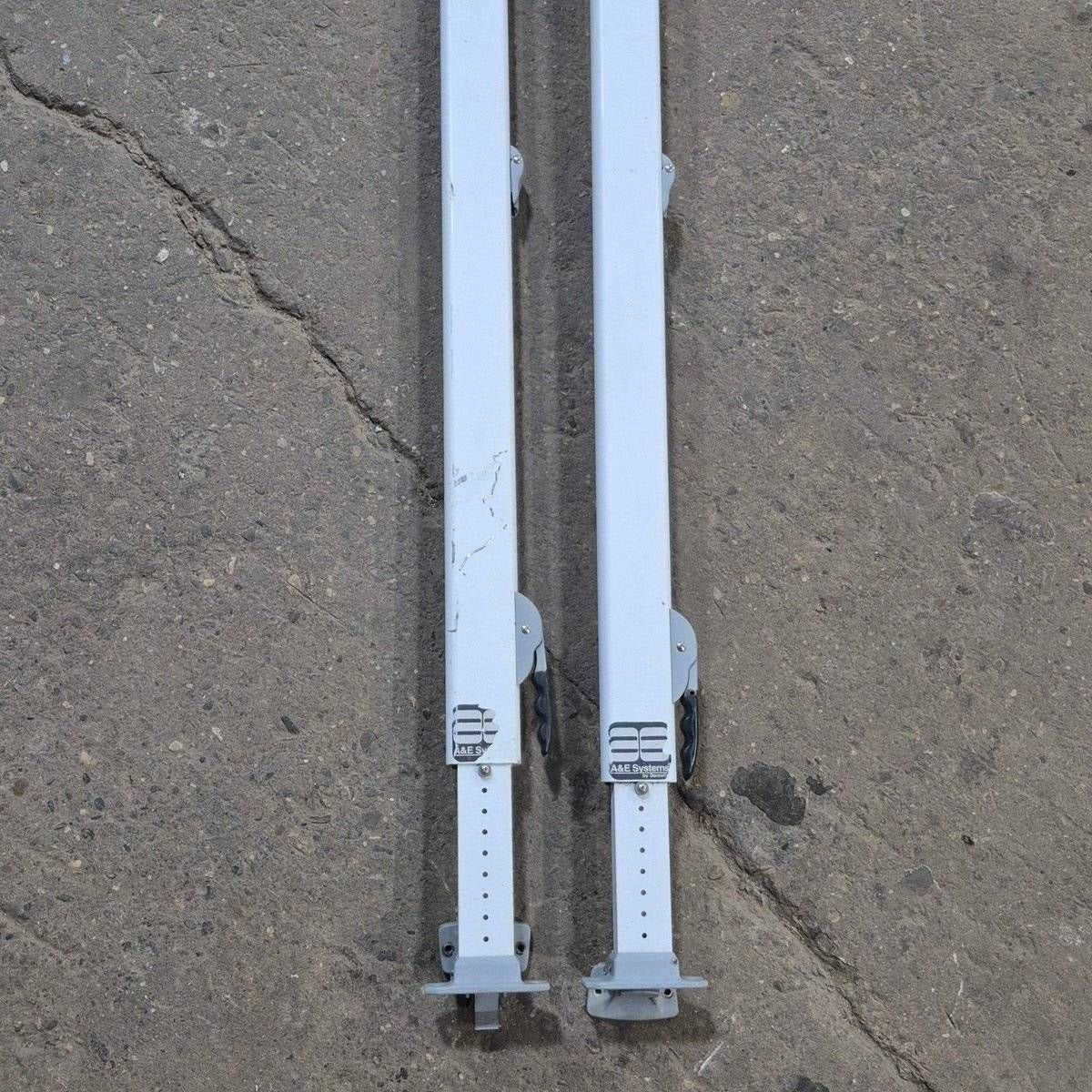 Used Dometic Awning Arm Set, White, 73" - 8273000.401B - Image 3