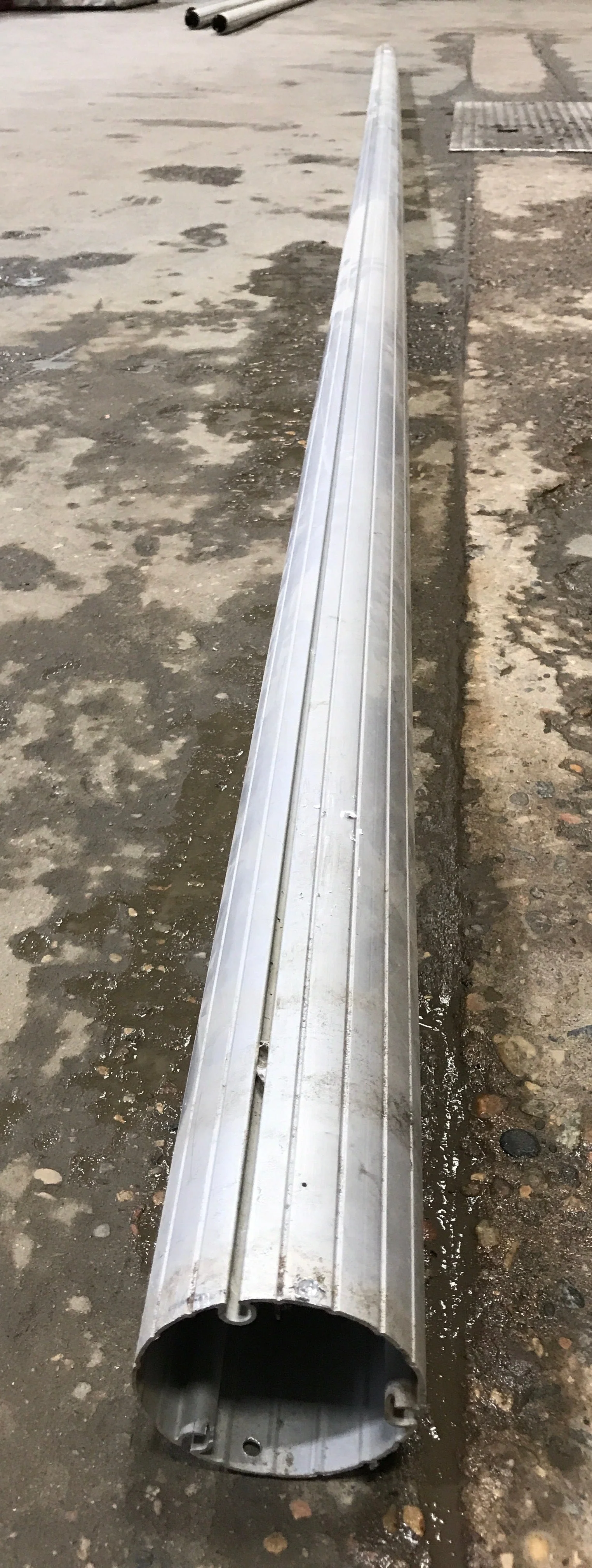 Used Dometic Awning Roller Tube 19' - Image 3
